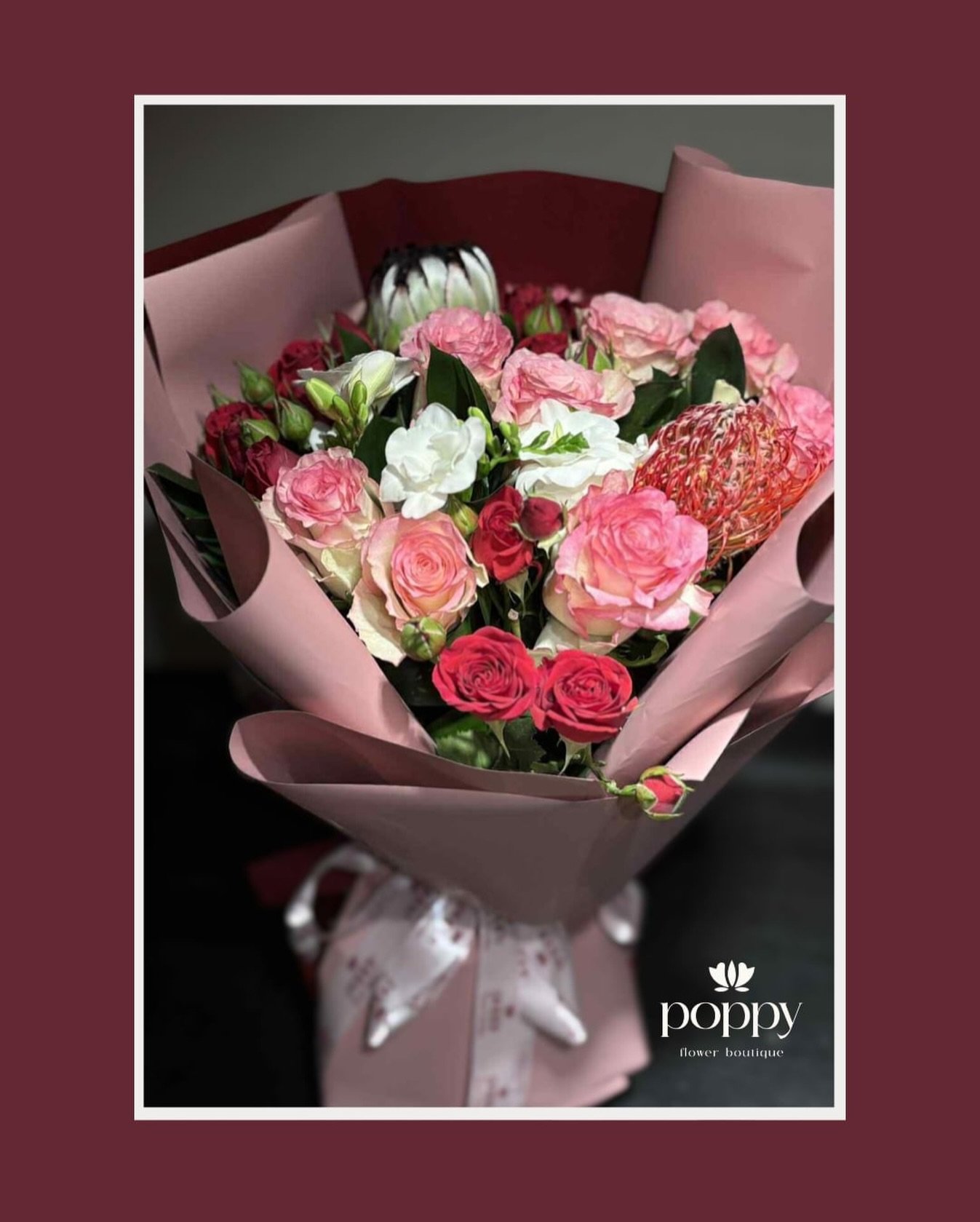 So many colors&mdash;what beautiful flowers, what magnificent roses🌺🌹