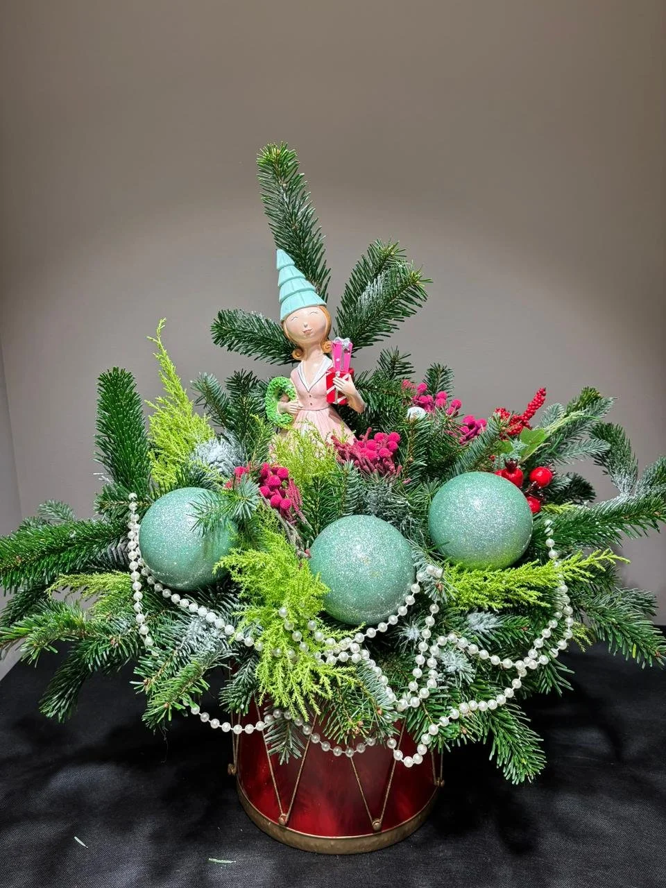 Holiday Joy Centerpiece