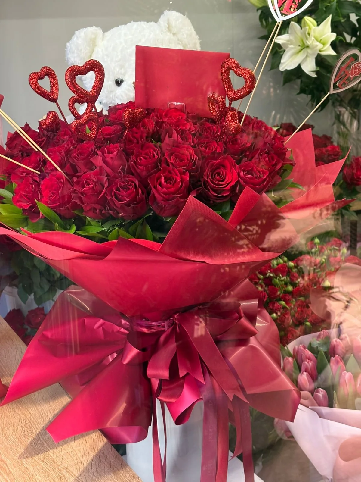 Valentine's Day Red Rose Extravaganza