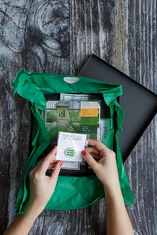 embroiderer's gift box