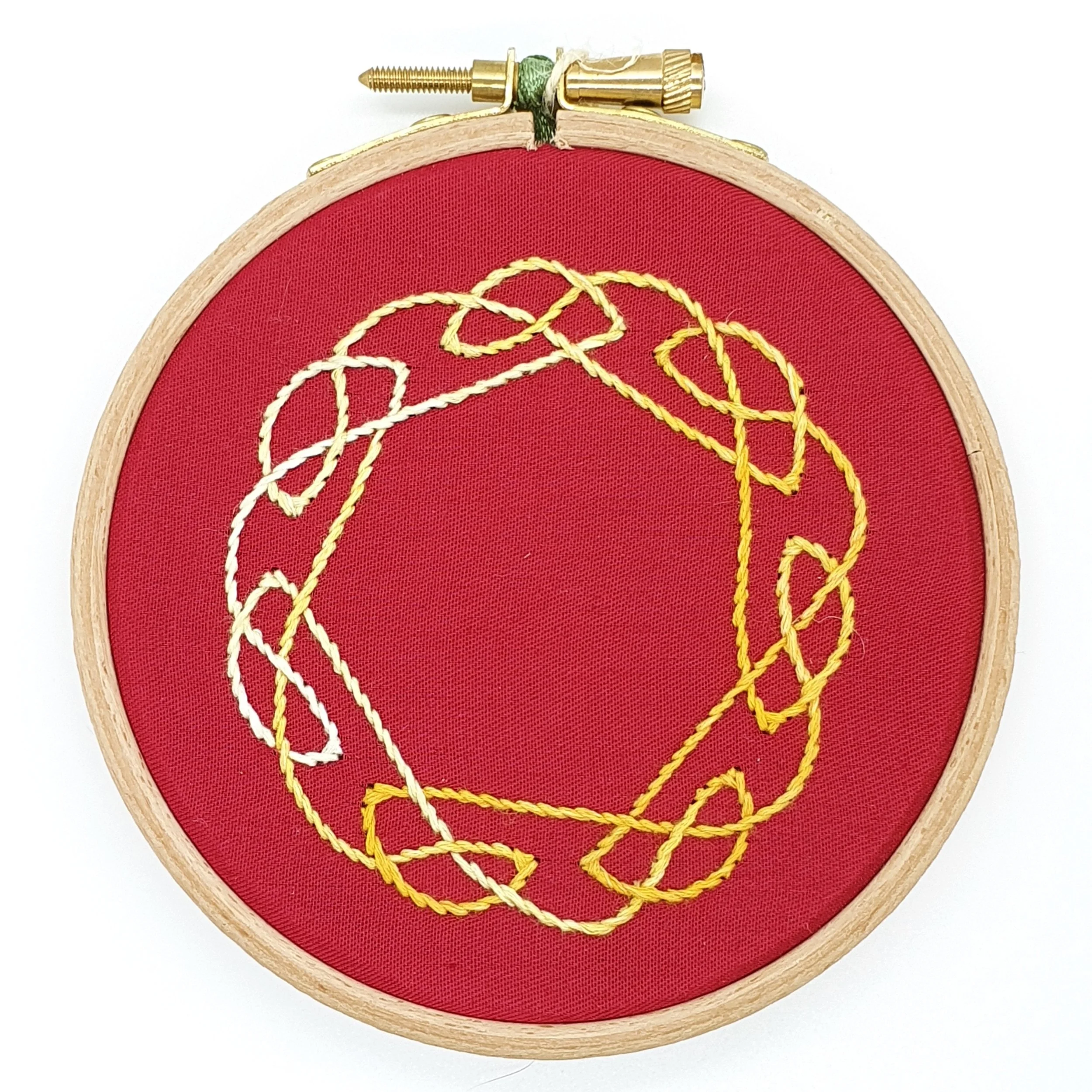 celtic knot ¦ 1hr ¦ materials €7pp