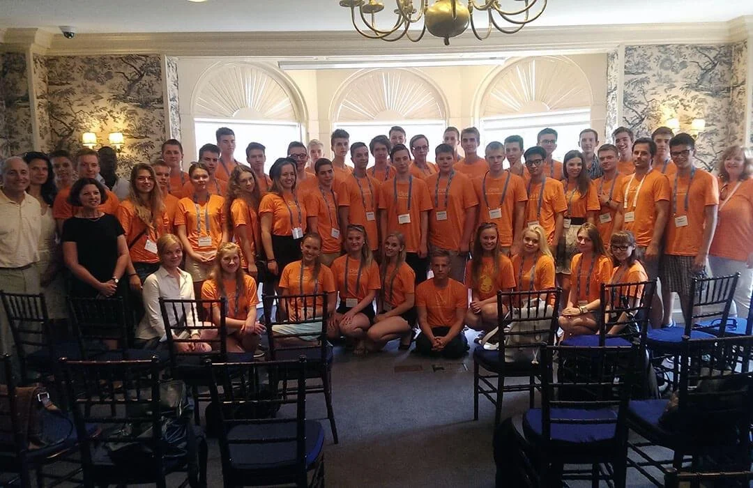 la-alumni-2015.jpg