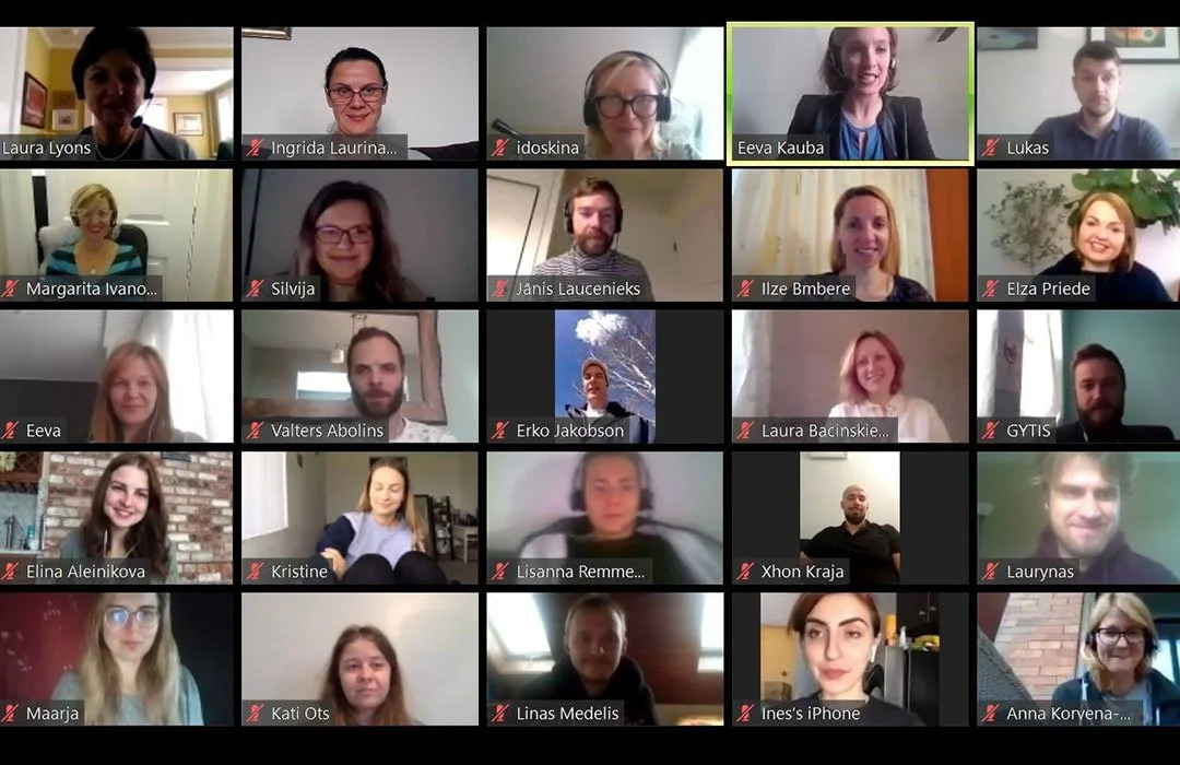pip-alumni-group.jpg