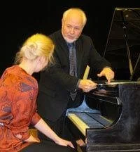 dia-alumni-musicAcademy.jpg