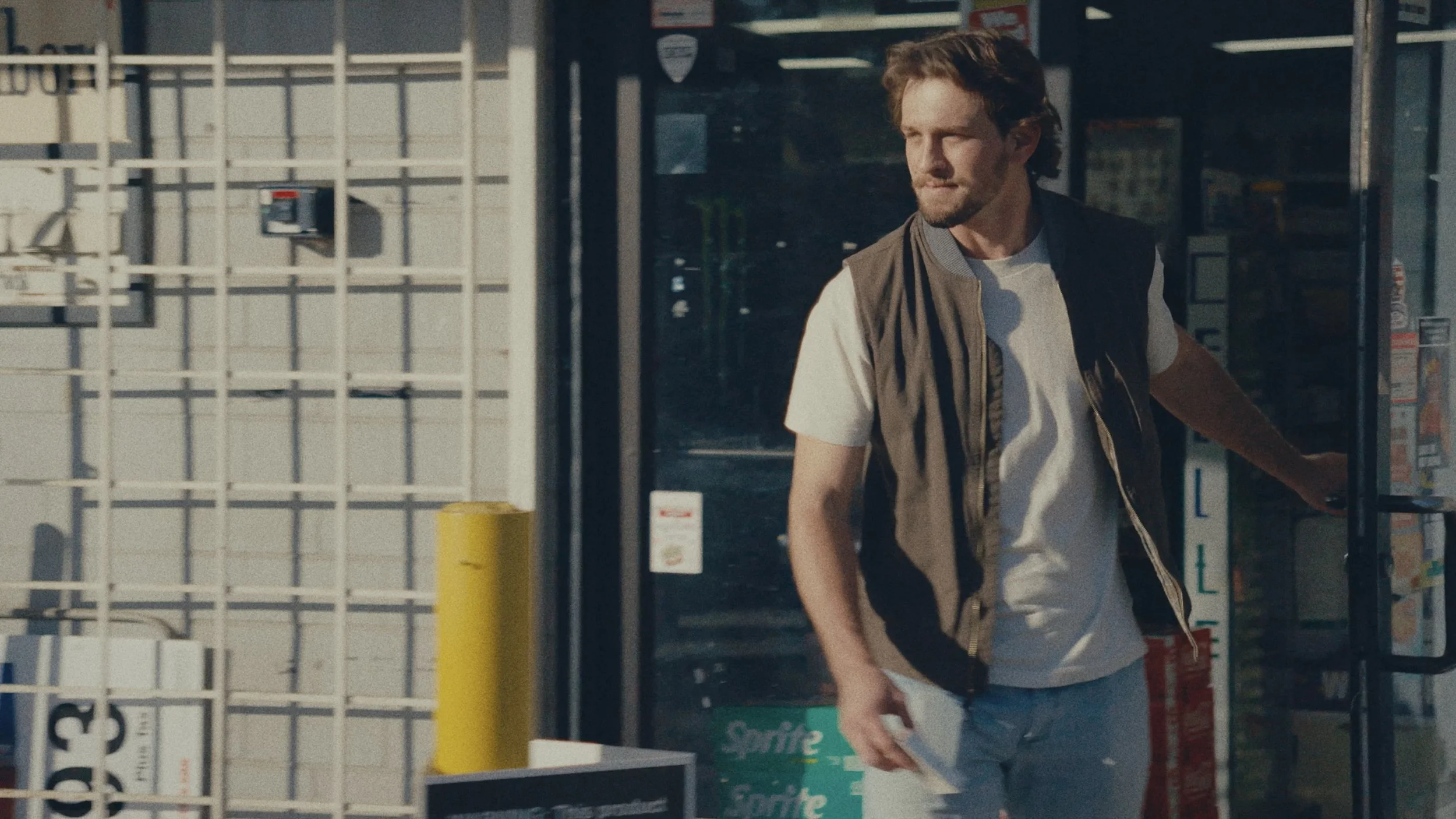 "Don't Leave The Light On" by Leon Majcen | Official Music Video