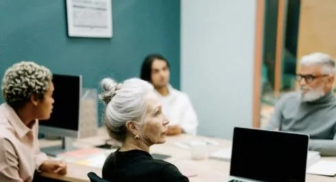 Como o envelhecimento populacional amplia a diversidade