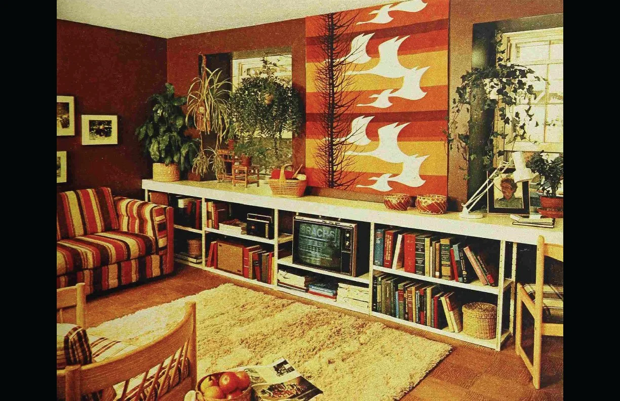 LUCY'S HOUSE LOOKBOOK