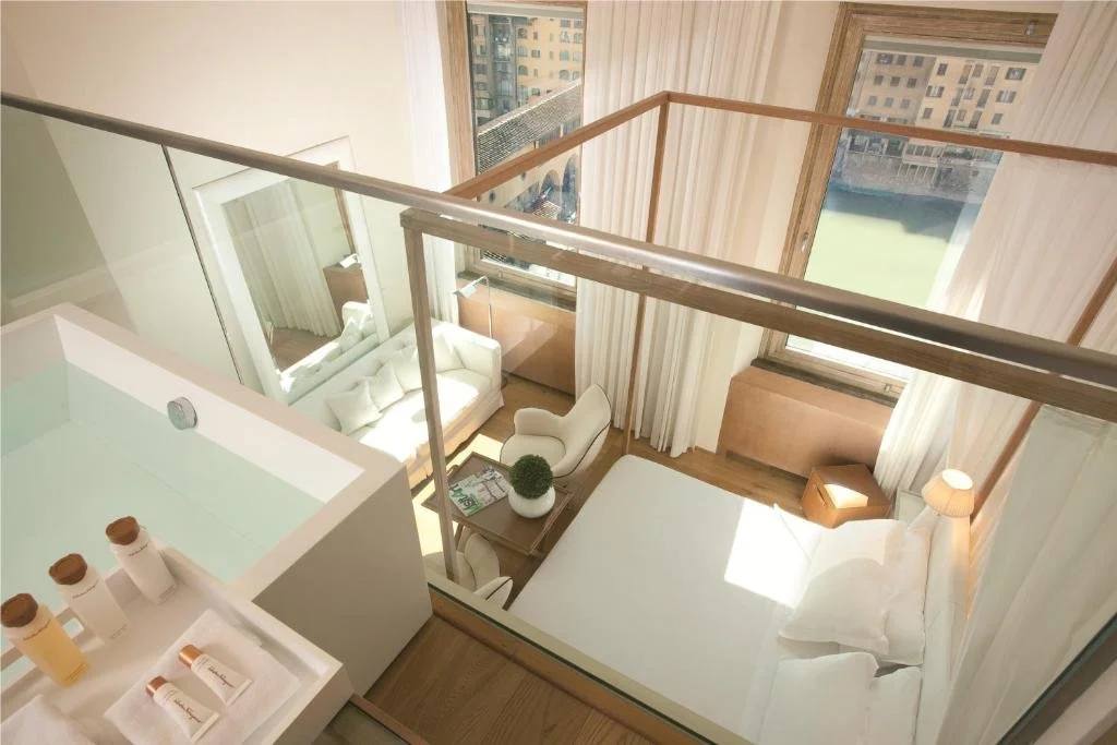 Hotel Continale is a luxury hotel in Florence, Italy 