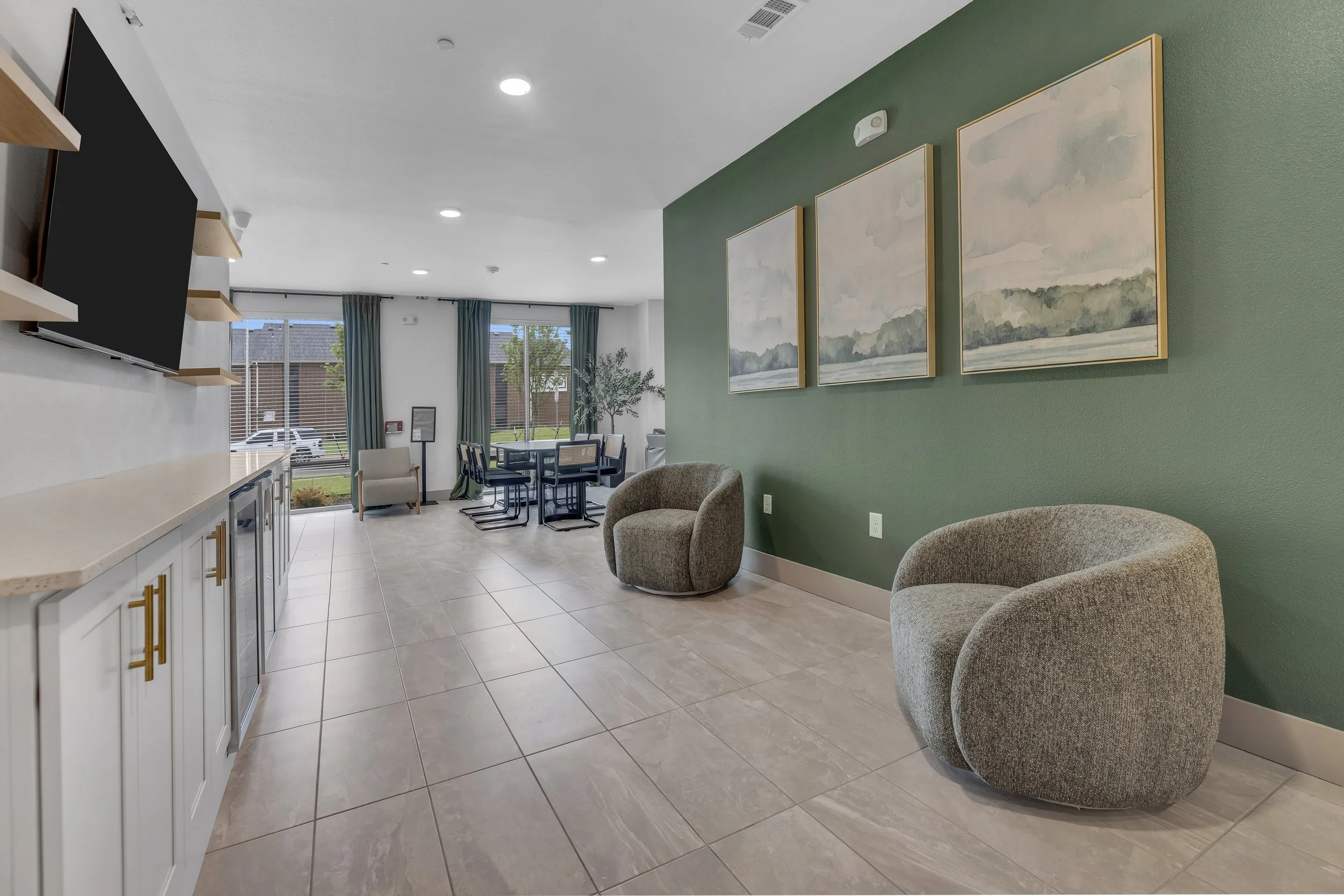 Bluffview Common Area (2).jpg