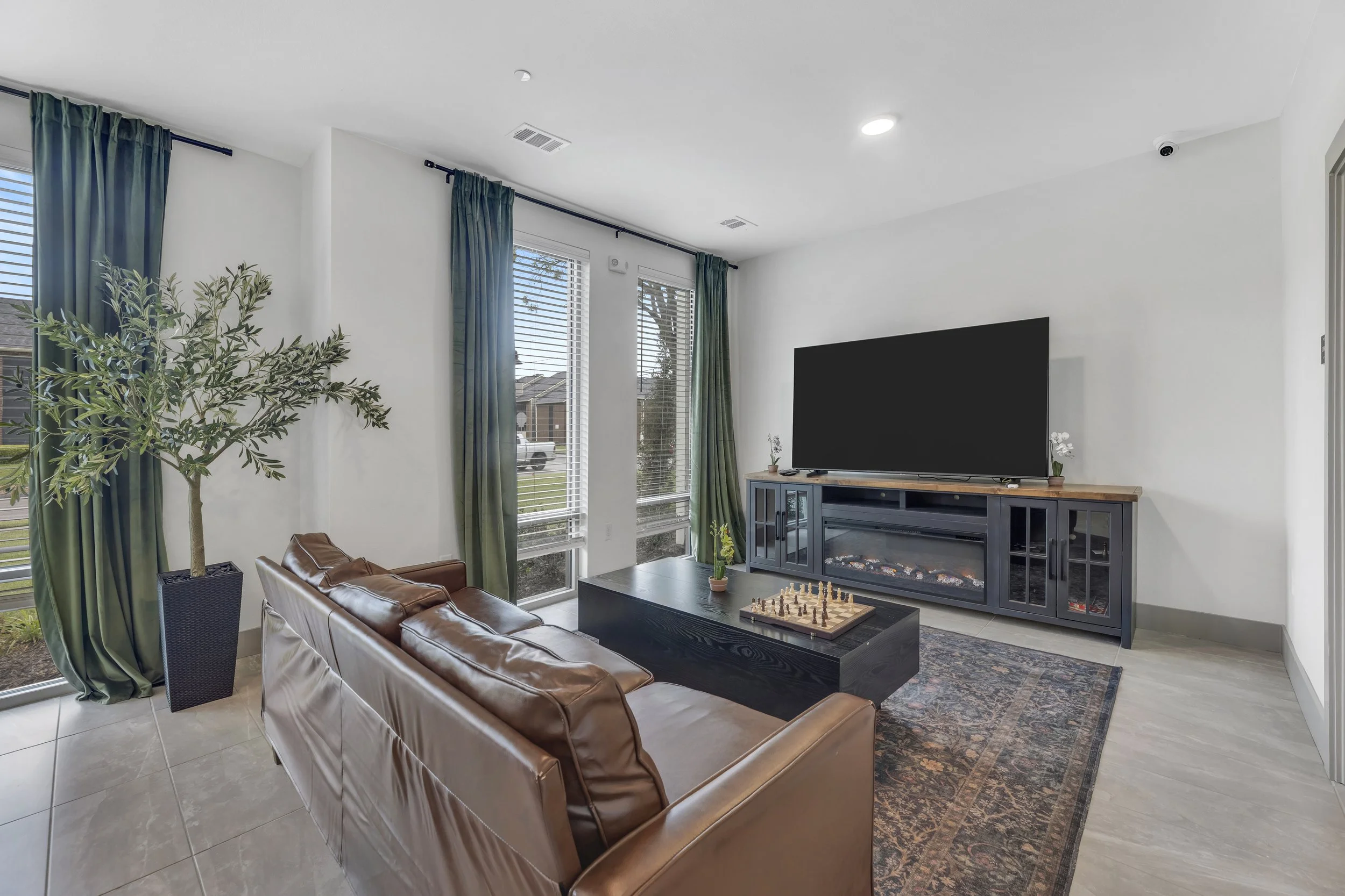 Bluffview Common Area.jpg