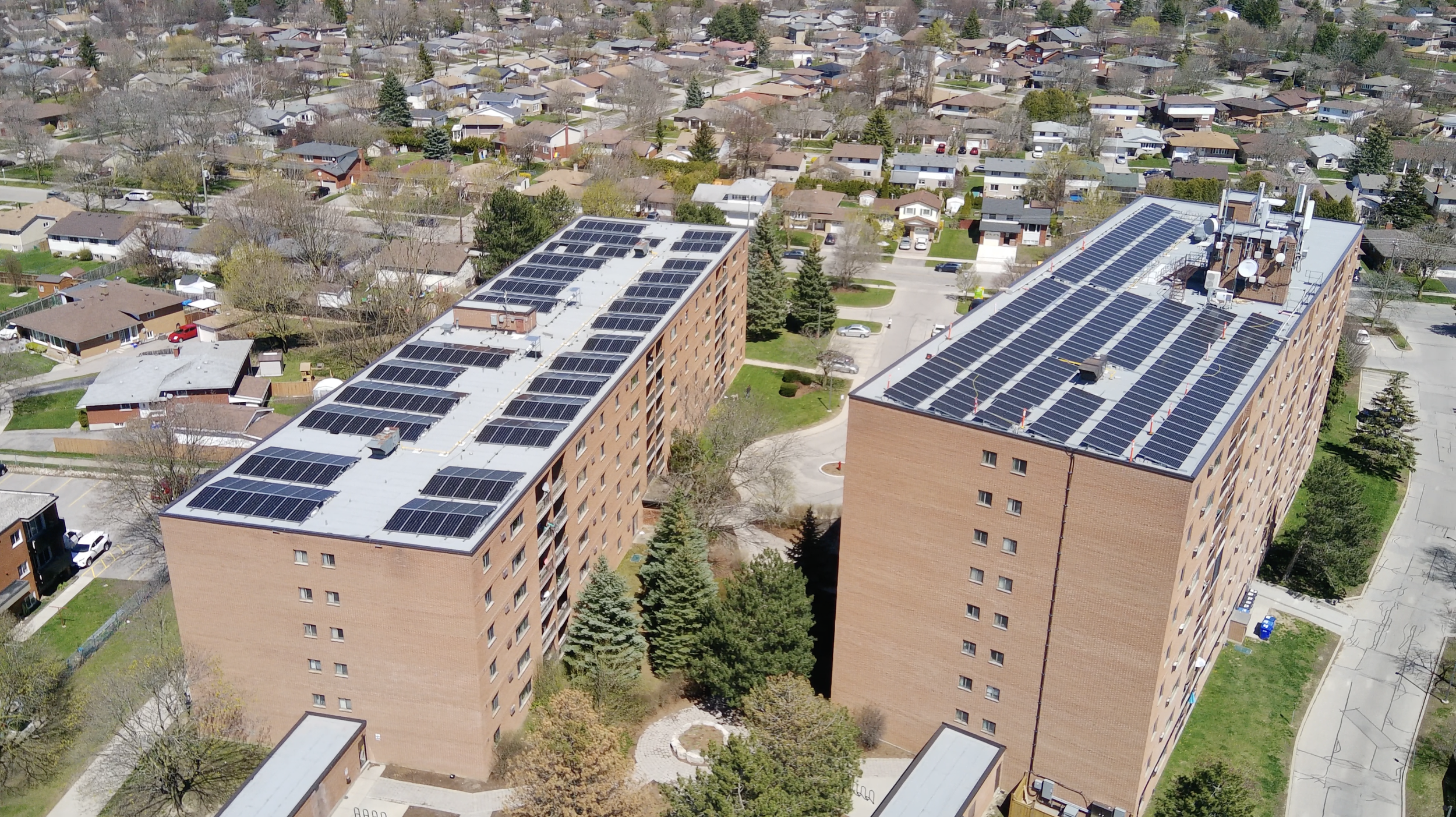 Commercial Rooftop versus Utility-Scale Solar: What’s The Difference?