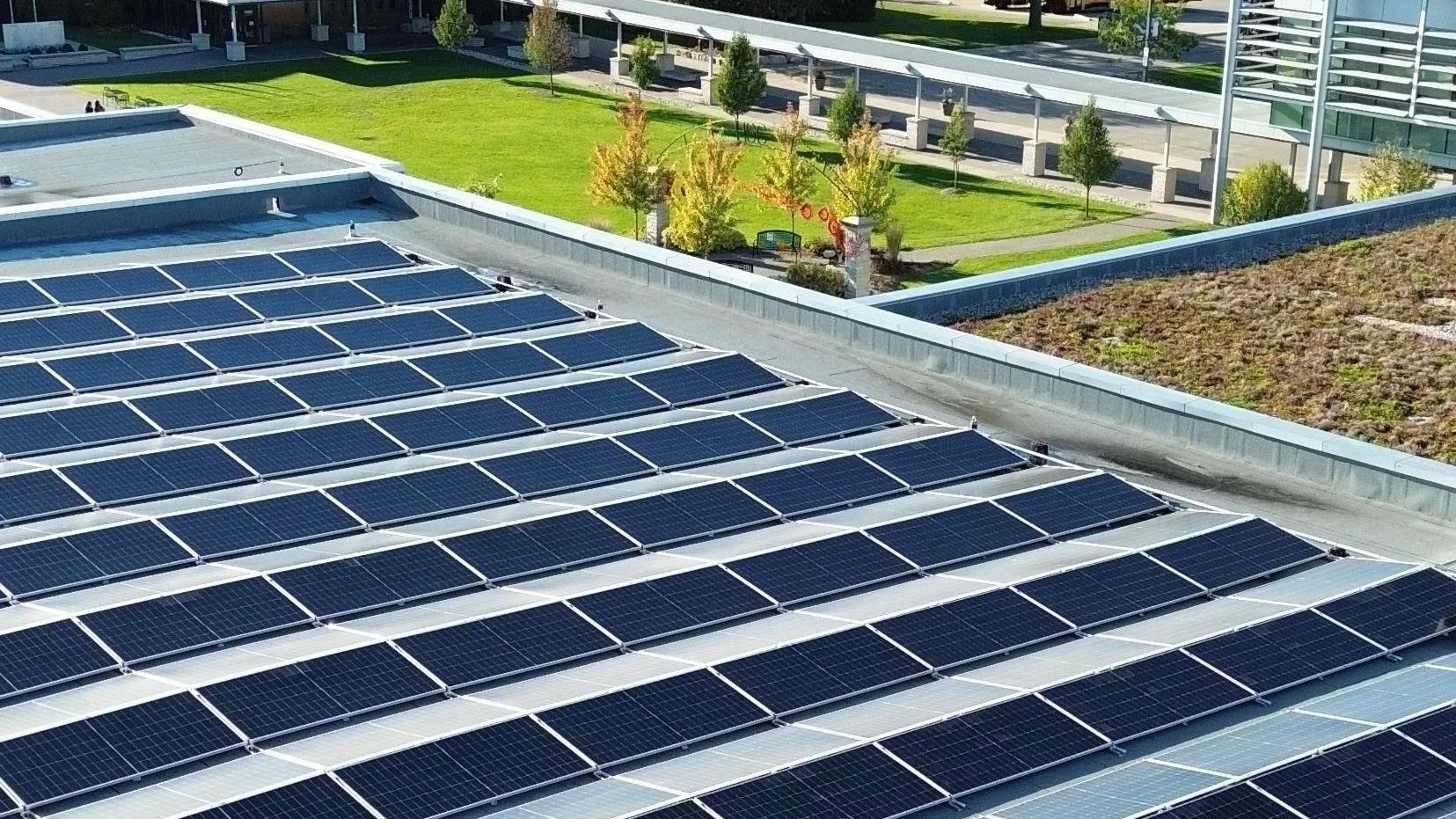 Hillfield+Strathallan+College+Rooftop+Solar.jpg