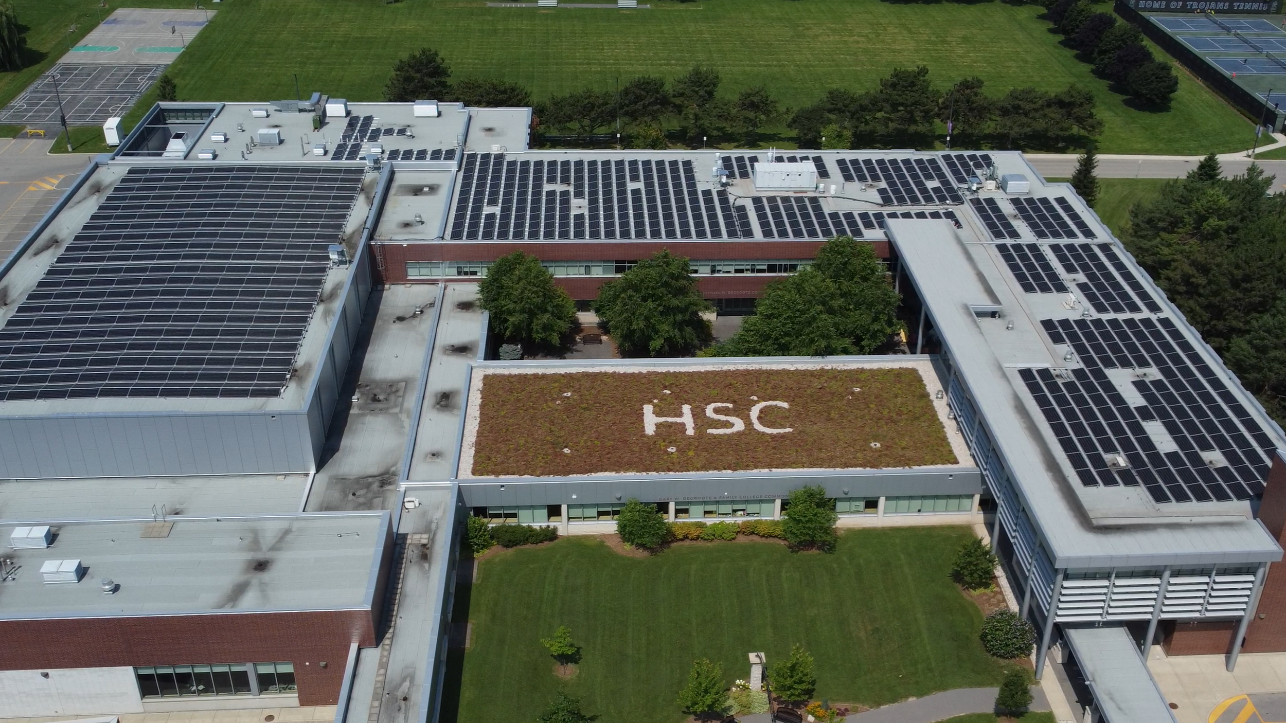 Hillfield Strathallan College HSC Rooftop Solar Arrays by VCT Group in Ontario Canada 2.png