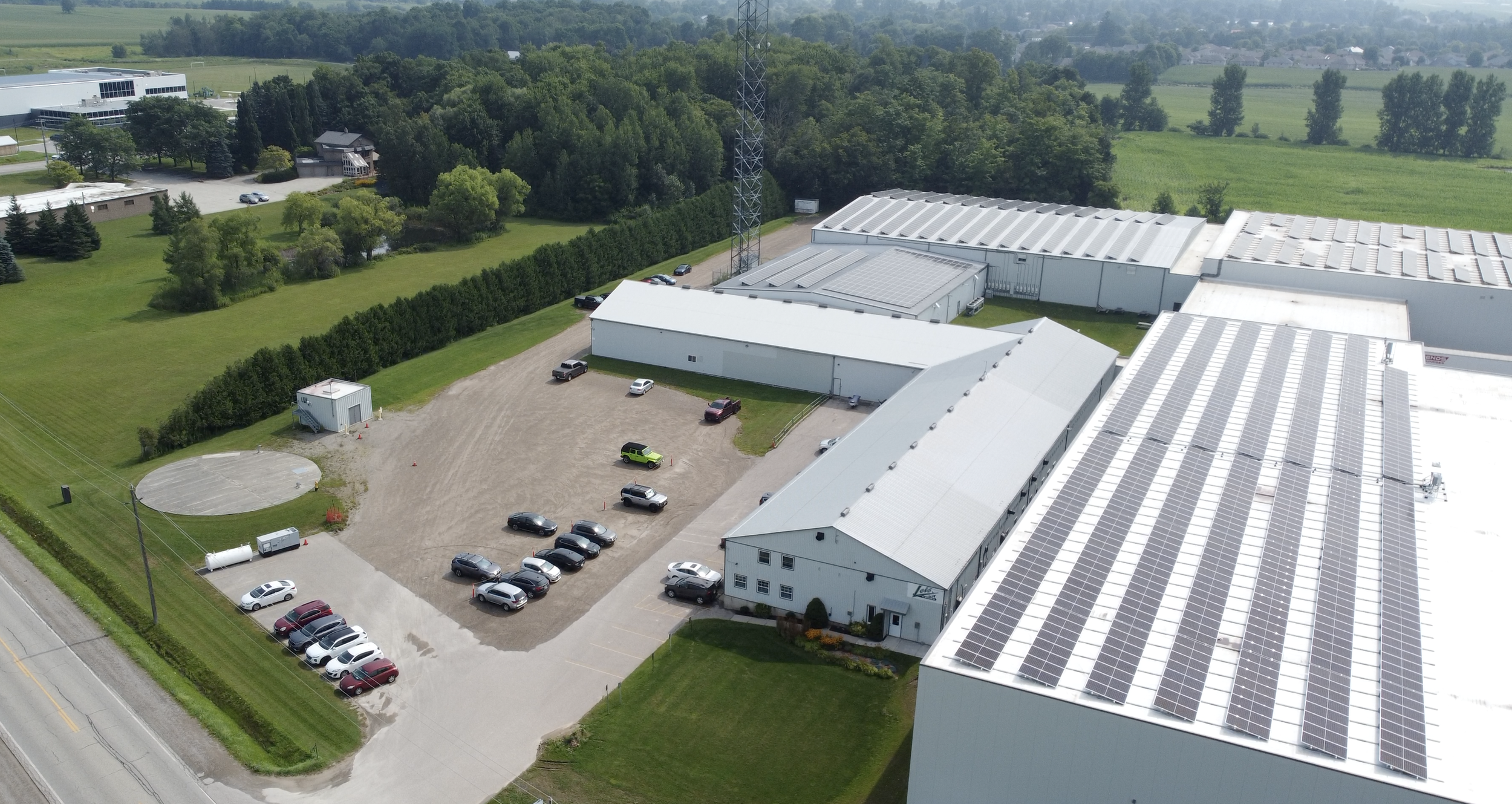 Leis Pet Distributing and CED Co-op Rooftop Solar Arrays by VCT Group in Kitchener Ontario Canada 2.png