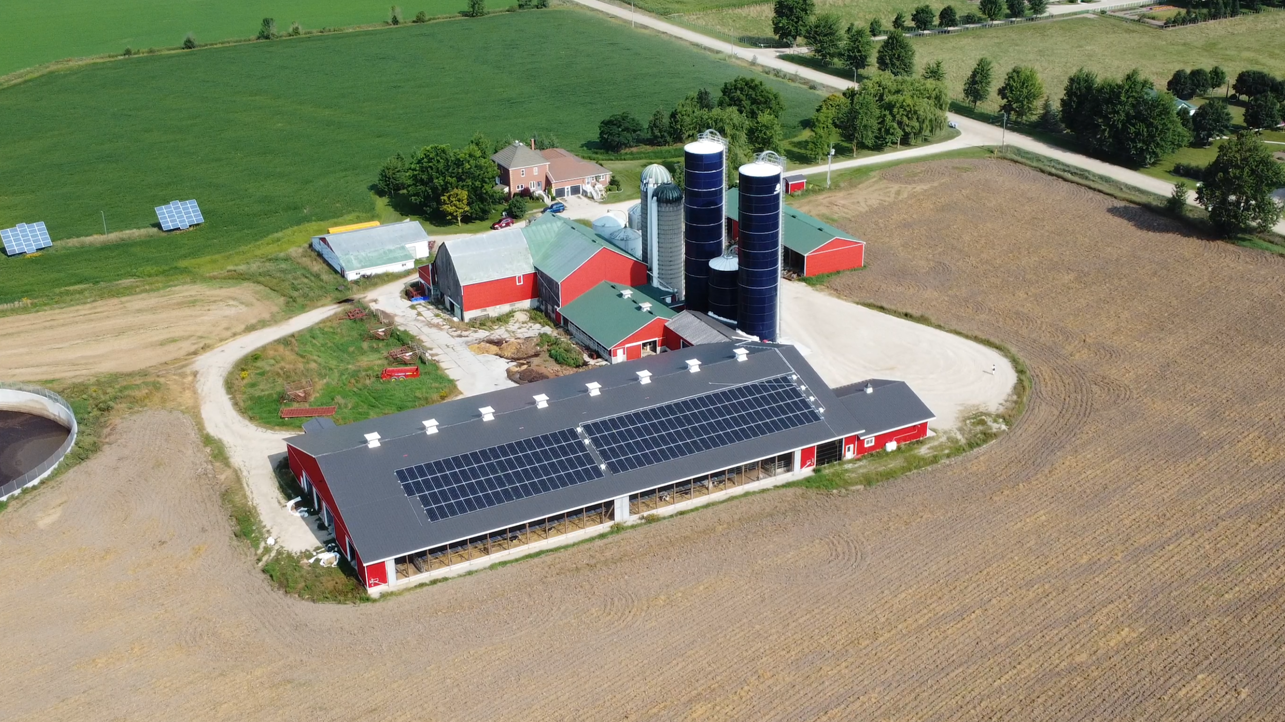 Cressman Farms VCT Group Rooftop Solar - New Hamburg, Ontario, Canada 5.png