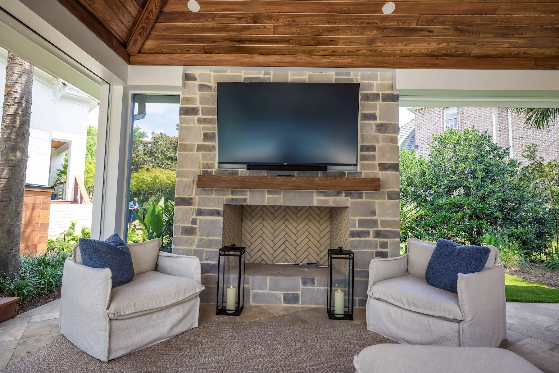 TV in Landfall in Wilmington, NC
