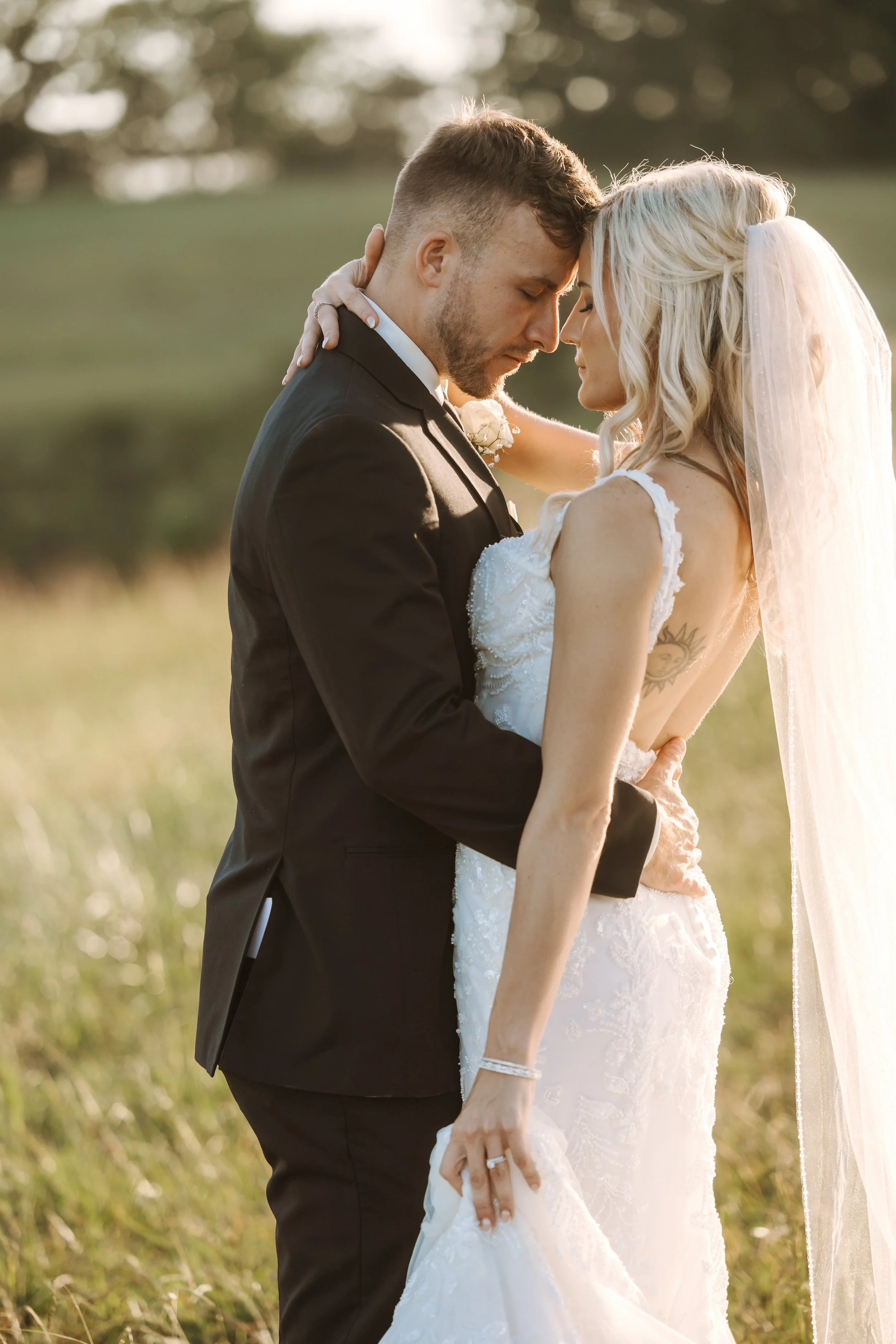 CapturedbyCairnsHannahandRandsomWedding108.jpg