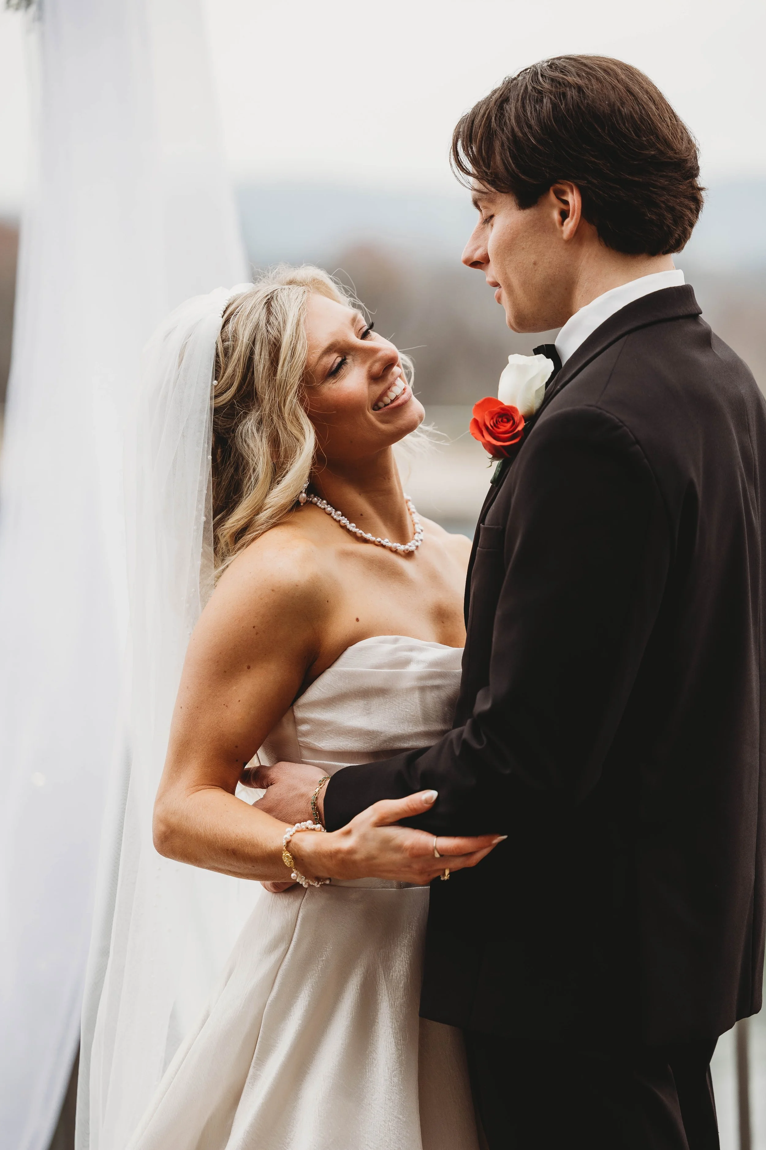 CapturedbyCairnsPhotography Makala and Chasen Wedding Bluff View Art District-249.jpg