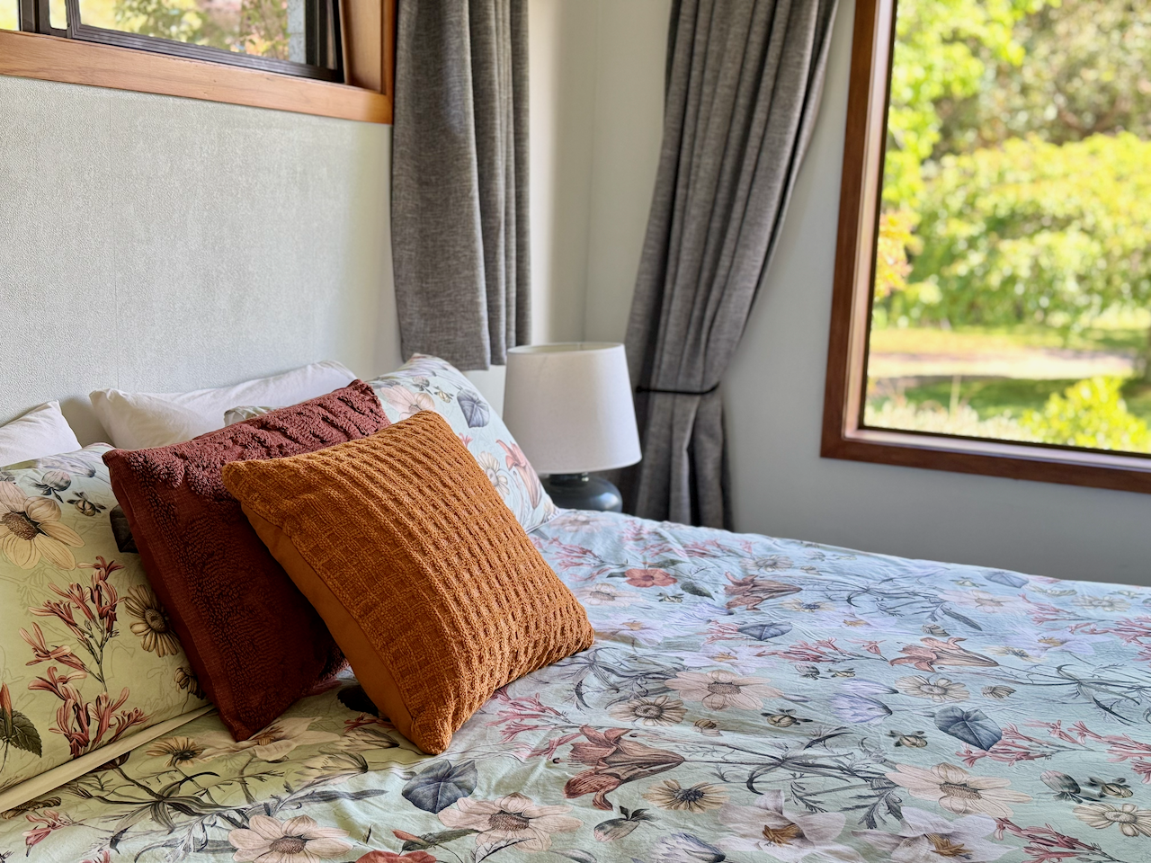 riversong-retreat-private-haven-suite-views-main-house-garden-view.png