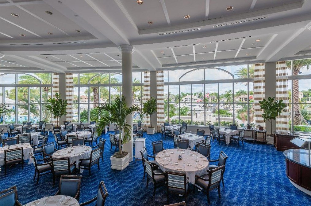 Custom Axminster carpet in a high-traffic restaurant dining room
