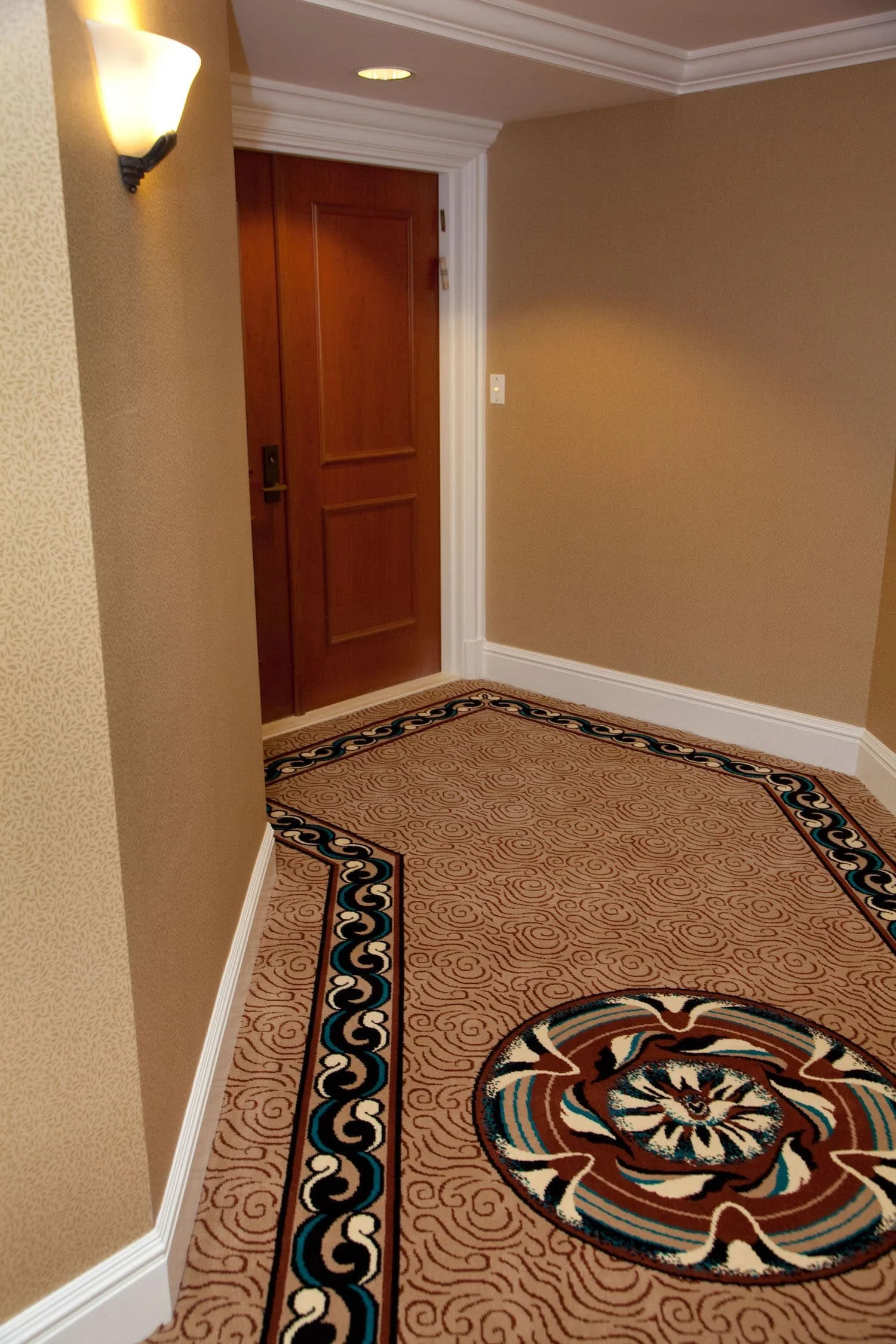 Patterned carpet used in a condominium corridor