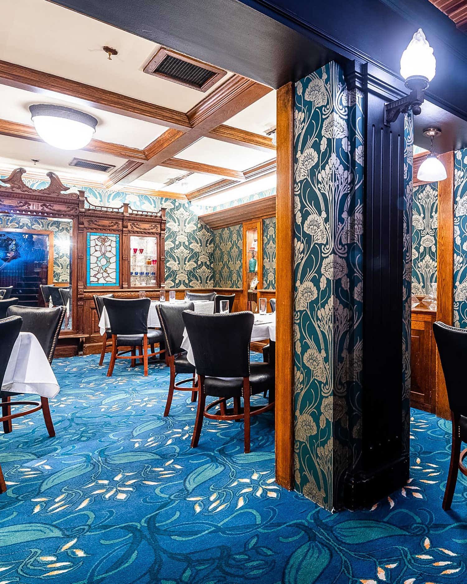 Restaurant dining room carpet built for high-traffic interiors