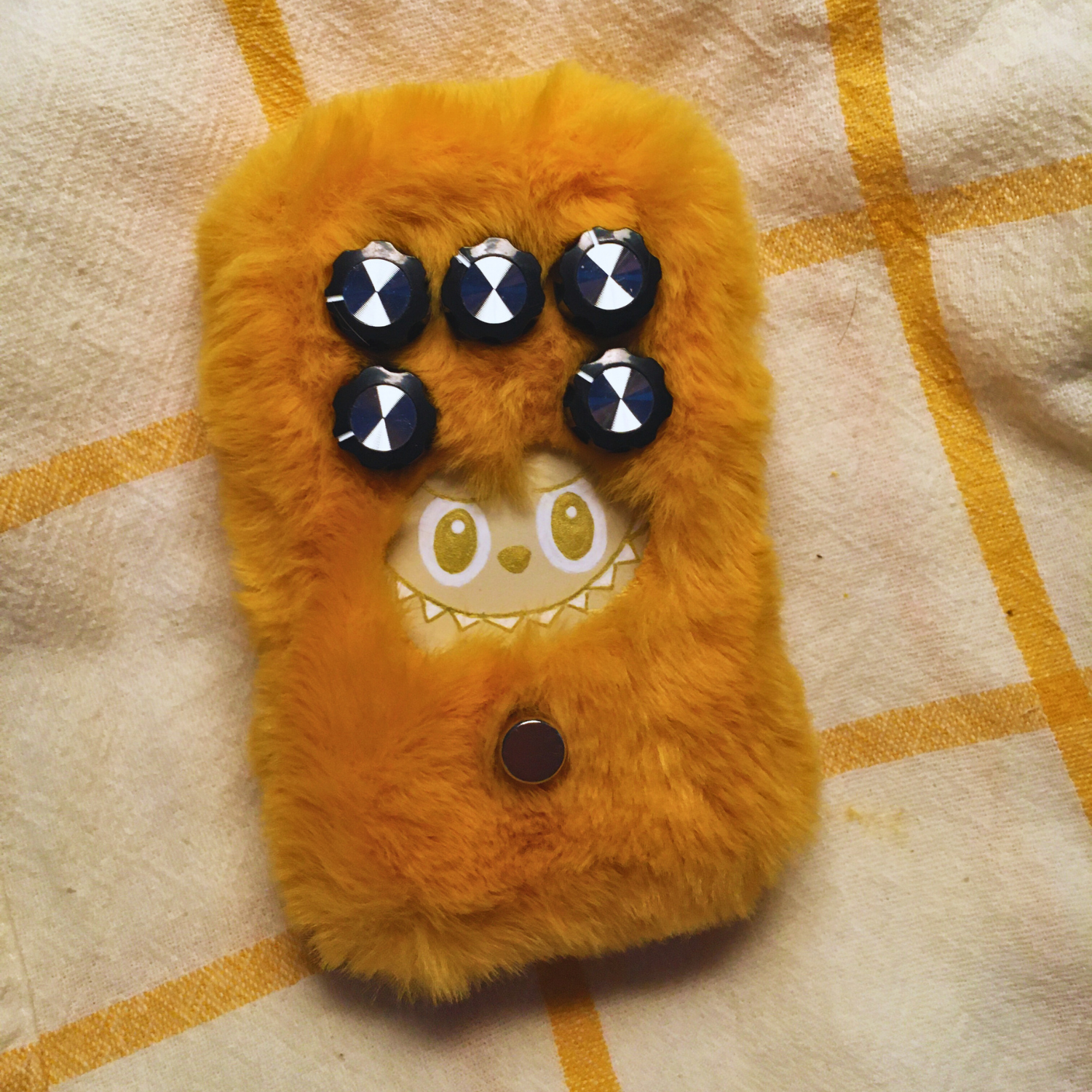 TONECAT Fuzzbubu (5-knob fuzz) + POPMART Labubu Macaron Blind Box