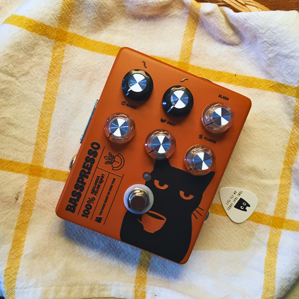 Basspresso – Ampeg-Inspired Bass Preamp Cat Pedal — TONECAT