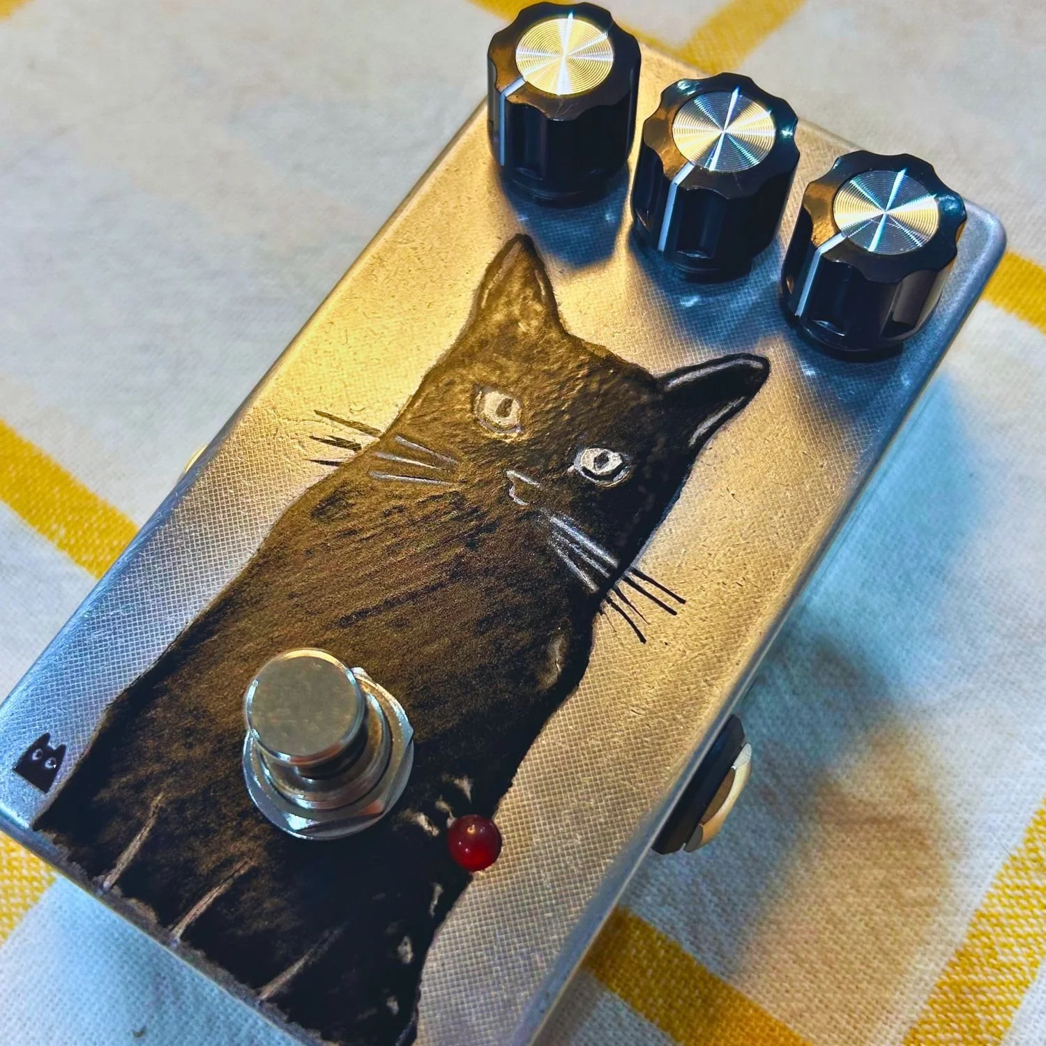 Tonecat KIRA Drive guitar effects pedal featuring custom Série Atelier artwork, hand-finished boutique overdrive pedal