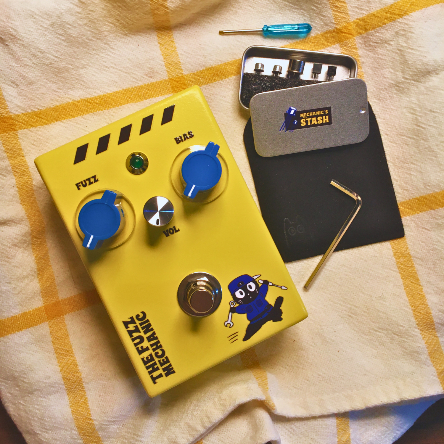 The Fuzz Mechanic – Customisable Silicon & Germanium Fuzz System