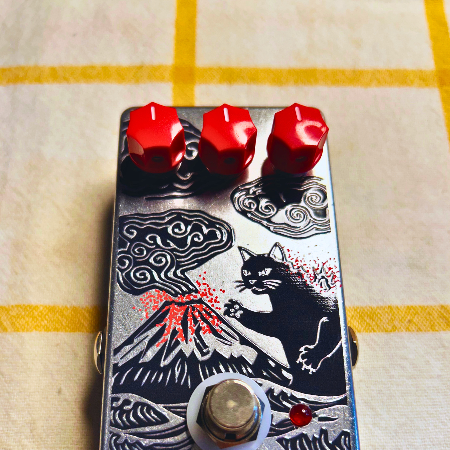 tonecat-catzilla-drive-pedal-zoom-top.png