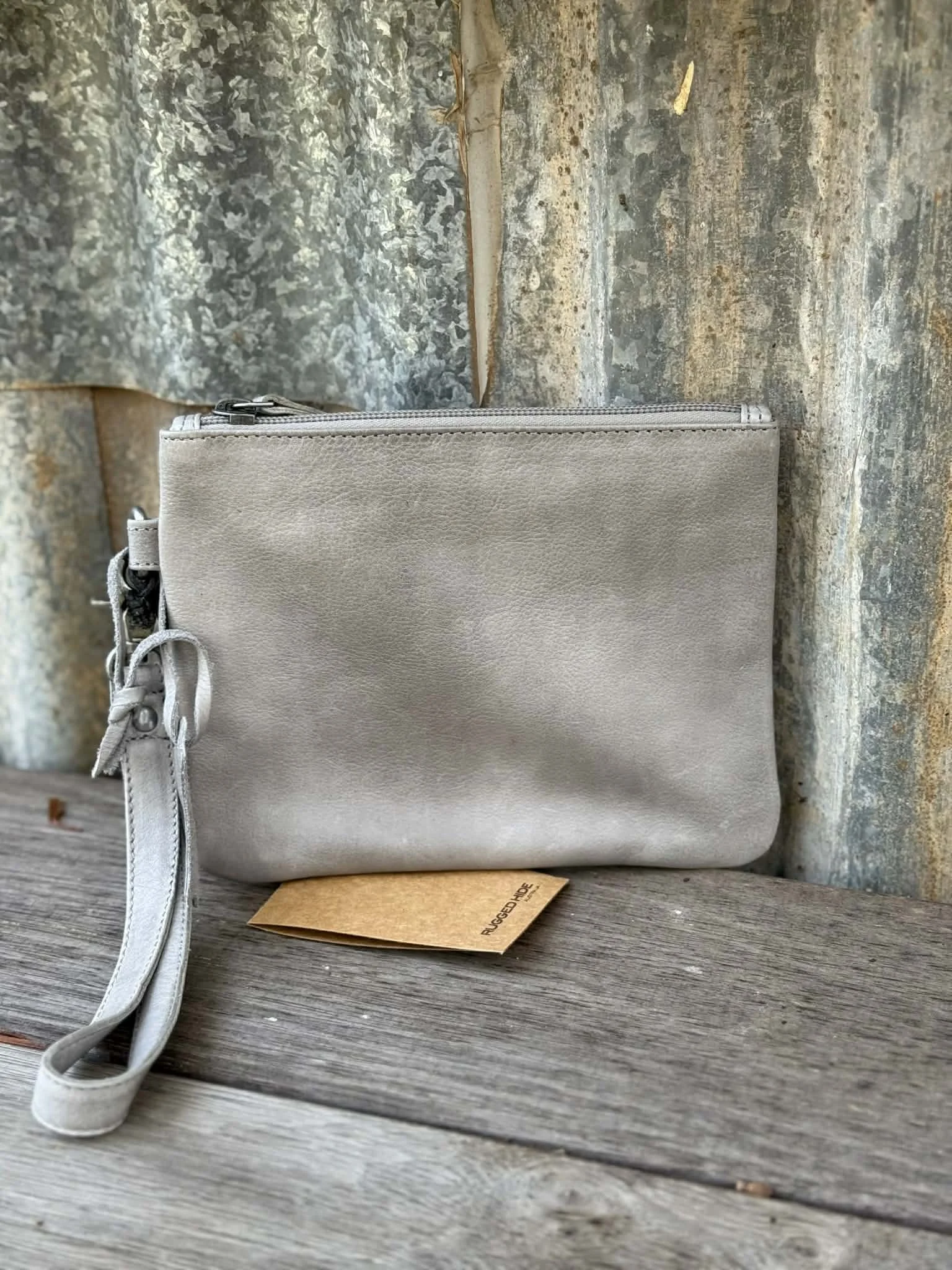 Rugged Hide Gili Purse/Clutch