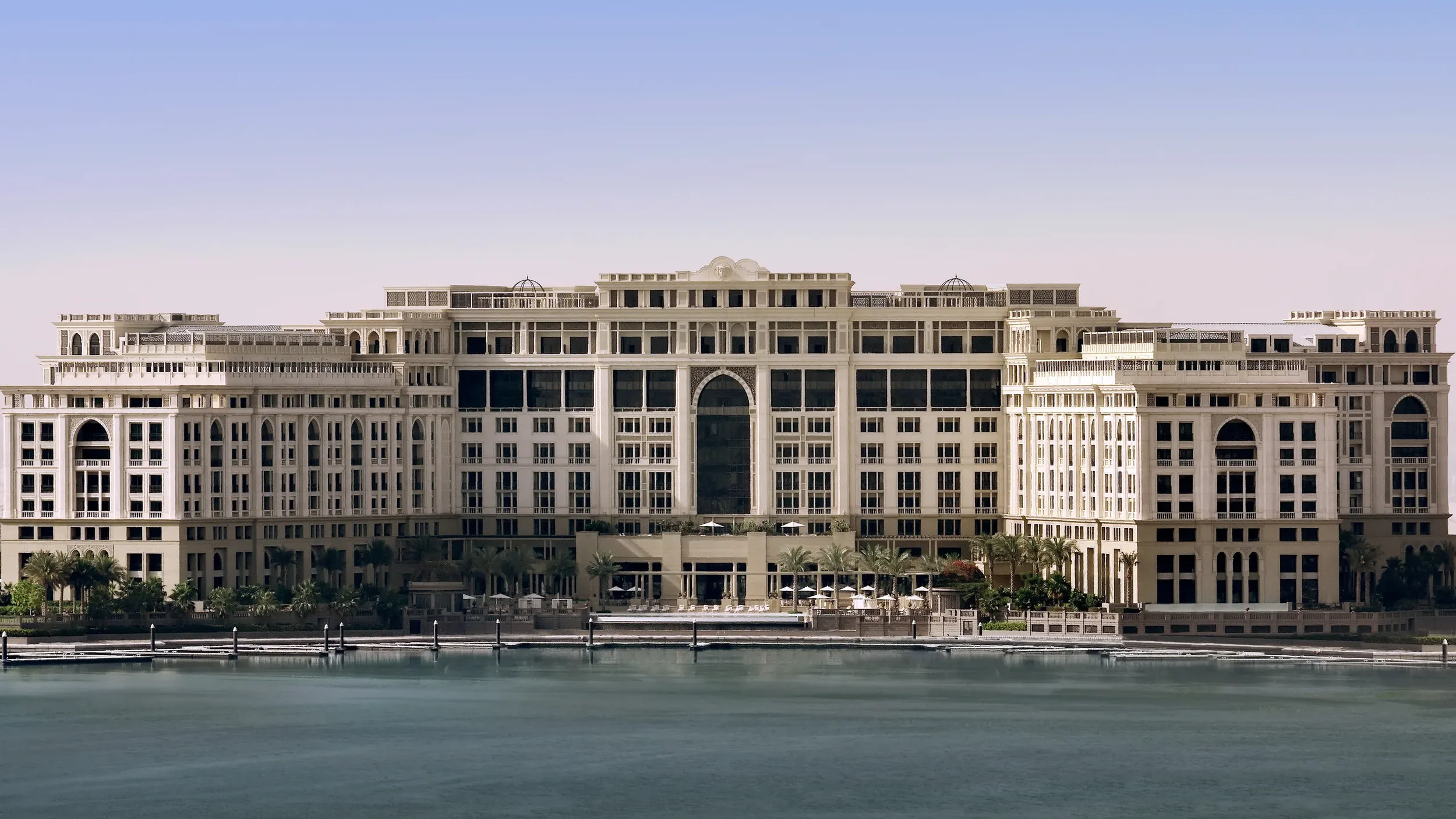 Palazzo-Versace.webp