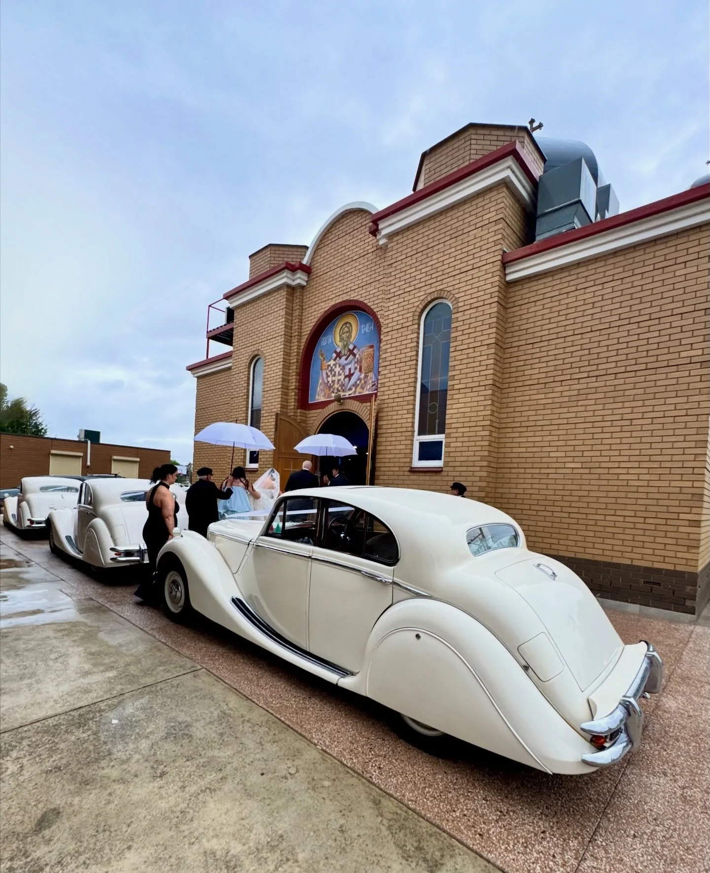 🤍 Katerina &amp; Dragan 🤍

What an incredible entrance! Our three matching Mark V&rsquo;s turned heads as our beautiful Bride and Bridesmaids were picked-up from EOS and arrived at St Sava Serbian Orthodox Church ⛪️ 

Wishing the newlyweds the very