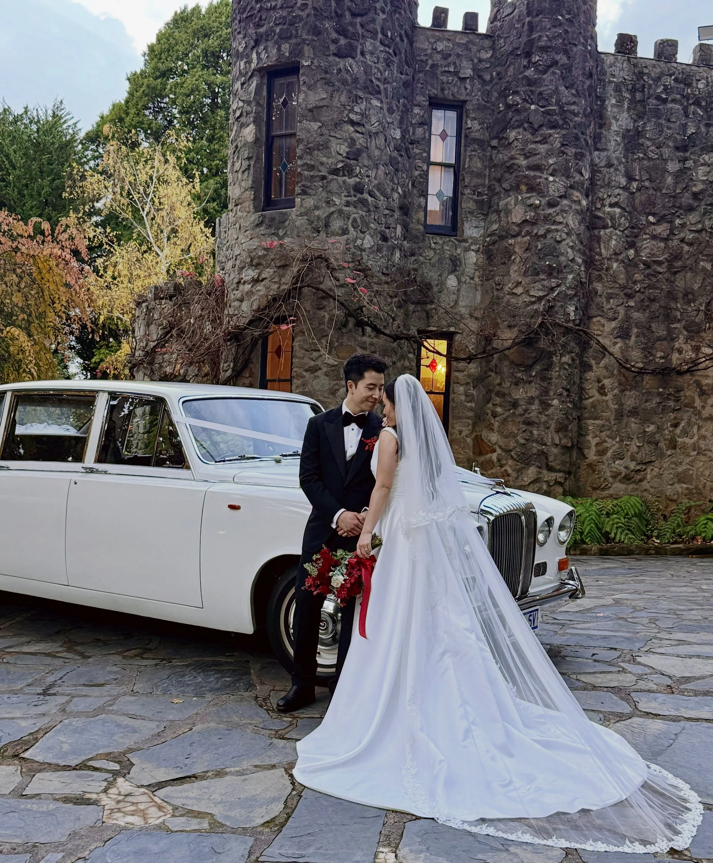 A big congrats to the lovely couple Jenny and Matthew💍 🥂👏

An absolutely beautiful celebration at the iconic Manor Basket Range in the stunning Adelaide Hills 🏰 🍁 

So grateful that they chose our classic Royal Daimler as their wedding car! 🙏🏼