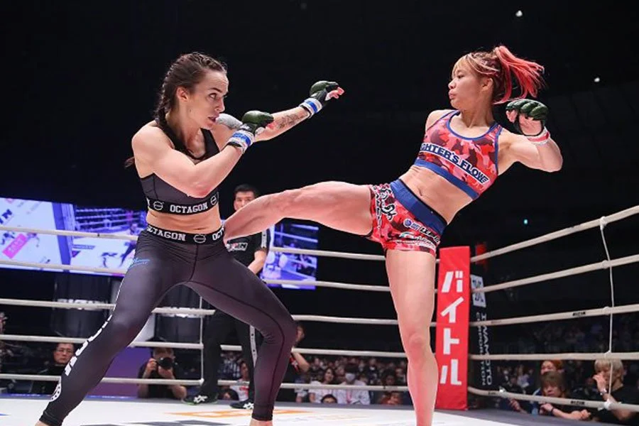 Small Cage, Loud Legacy: DEEP JEWELS’ December Fight Night in Tokyo