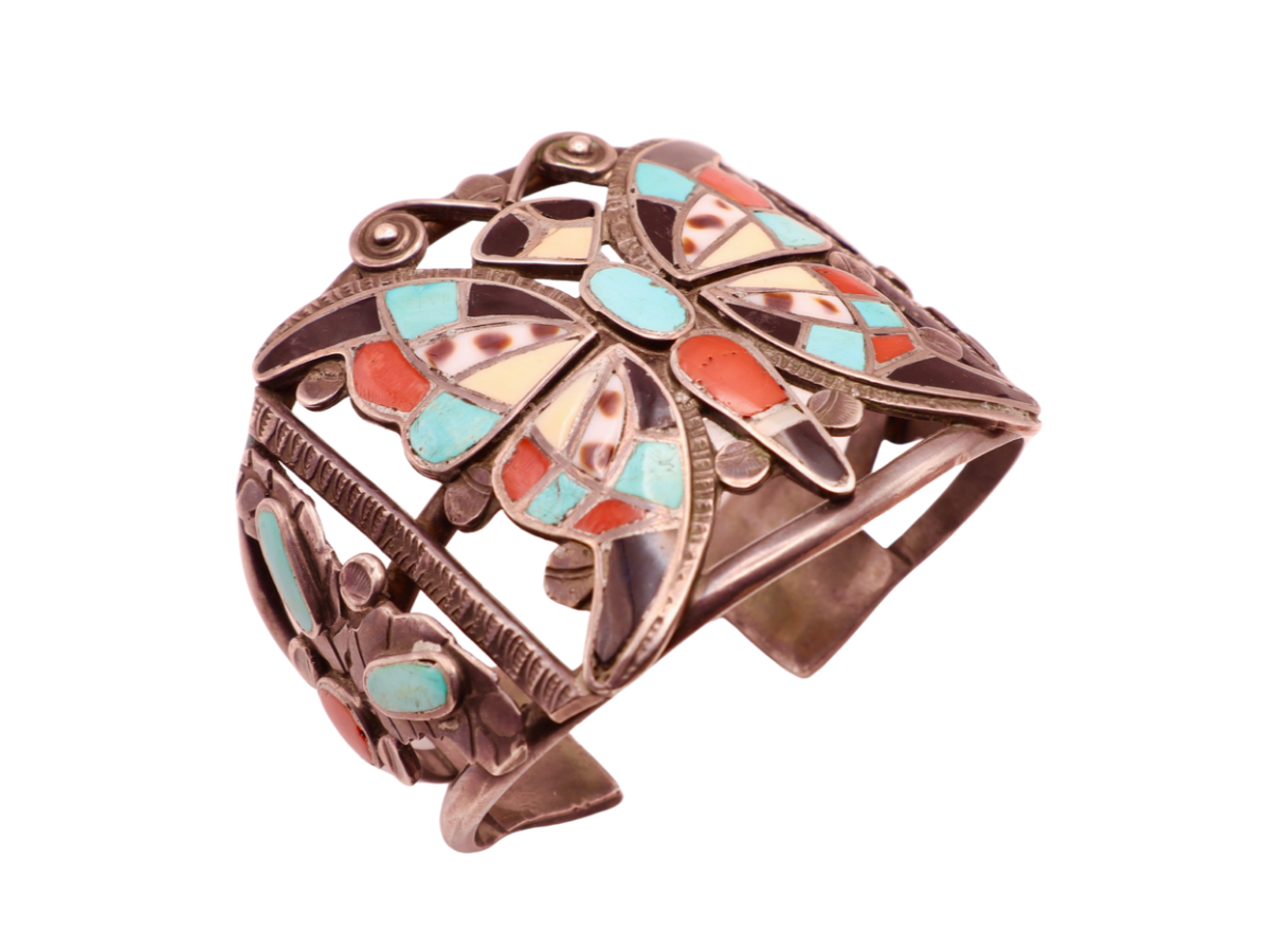 bracelets (1).png