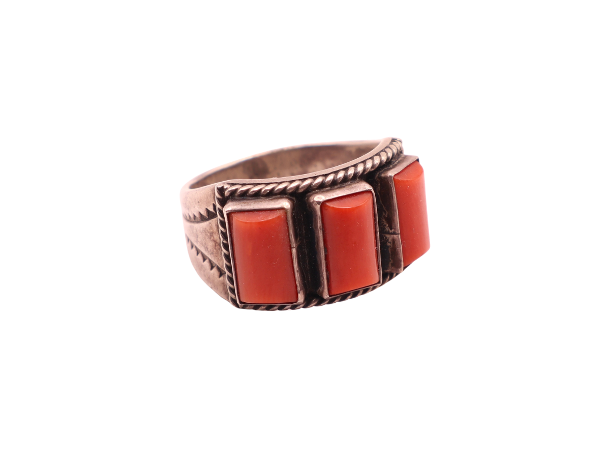 Joe Chee 3 Stone Coral Ring