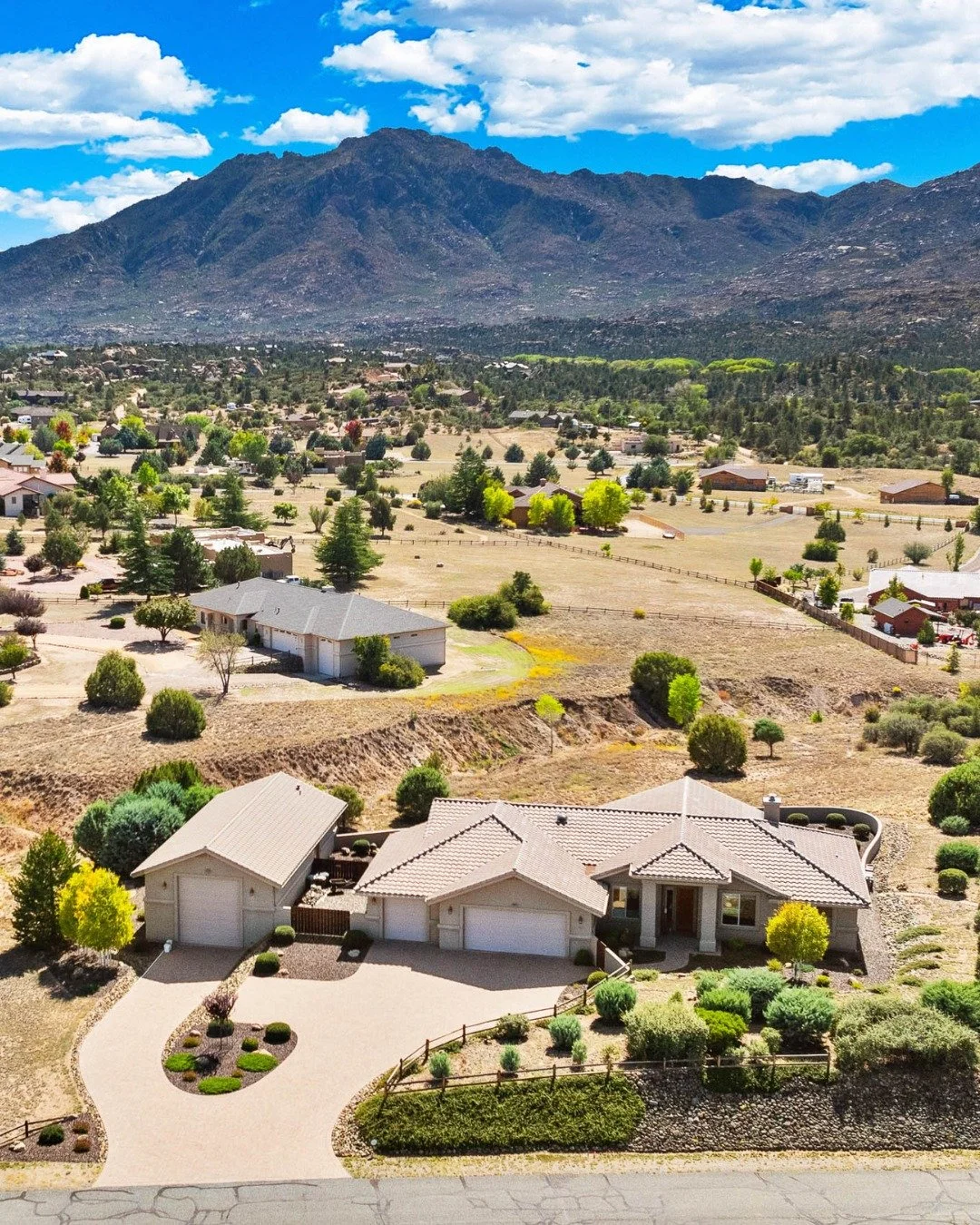 Capturing this Mint Creek ranch home was a treat&mdash;beautifully designed interiors, soft natural light, and timeless details. The finale? A breathtaking Granite Mountain view from the back patio.