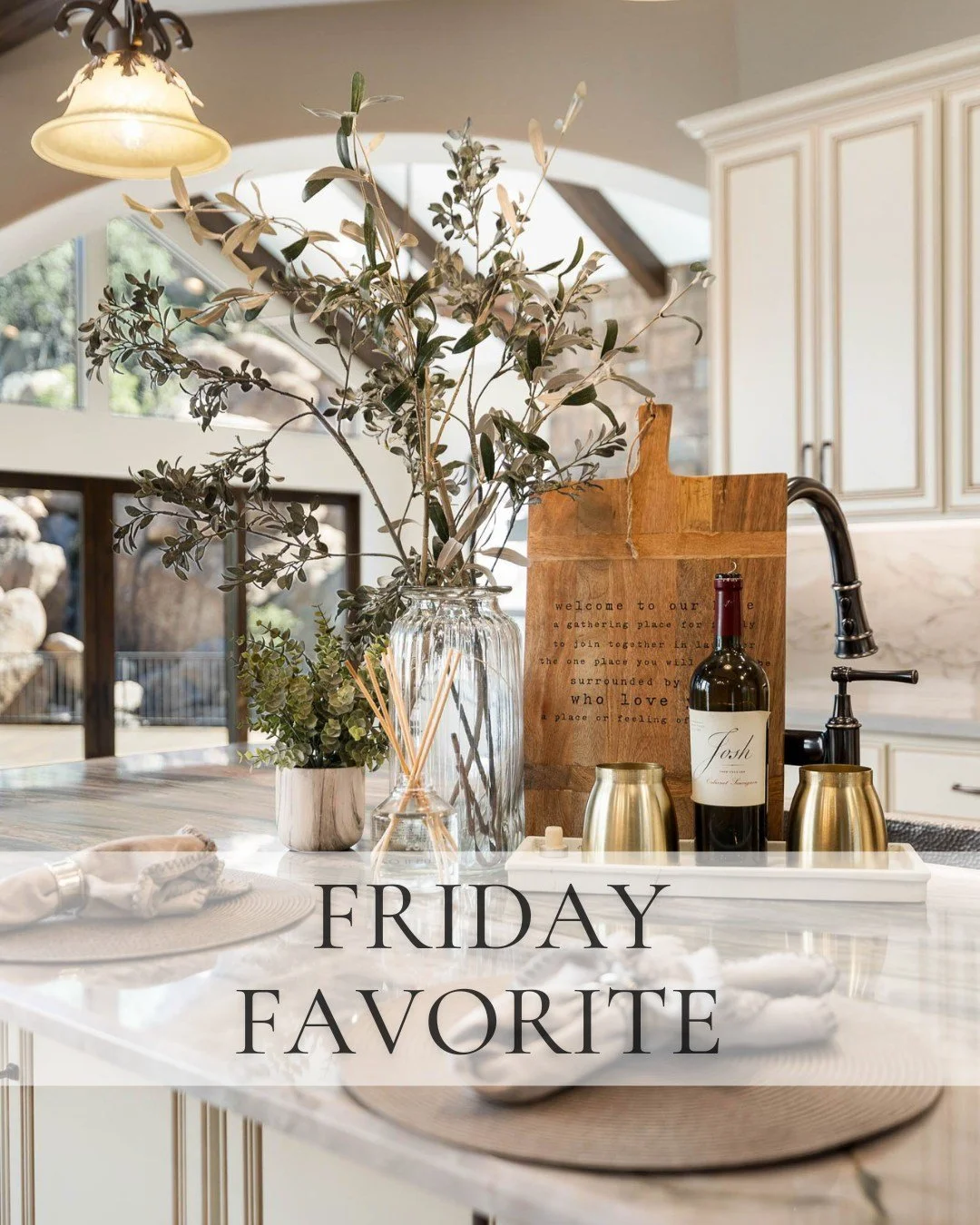 Friday Favorite! This custom home in The Canyons is truly a dream, offering so many beautiful moments to photograph. The handcrafted details, the inviting indoor-to-outdoor flow, and the way the home settles into those stunning granite surroundings a