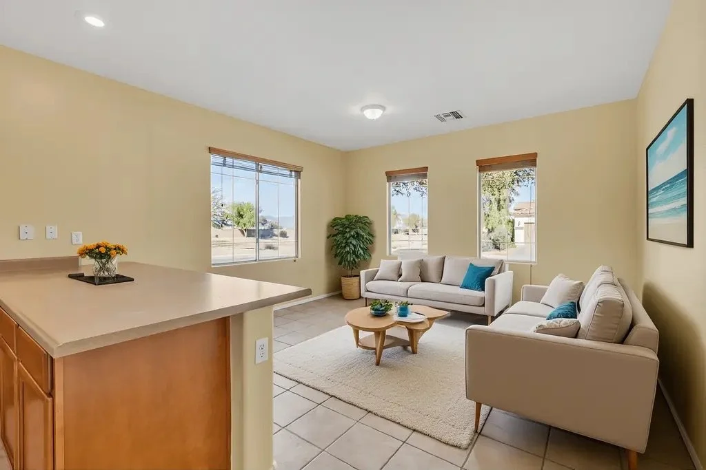 virtual-staging-example-08-02-after.jpeg