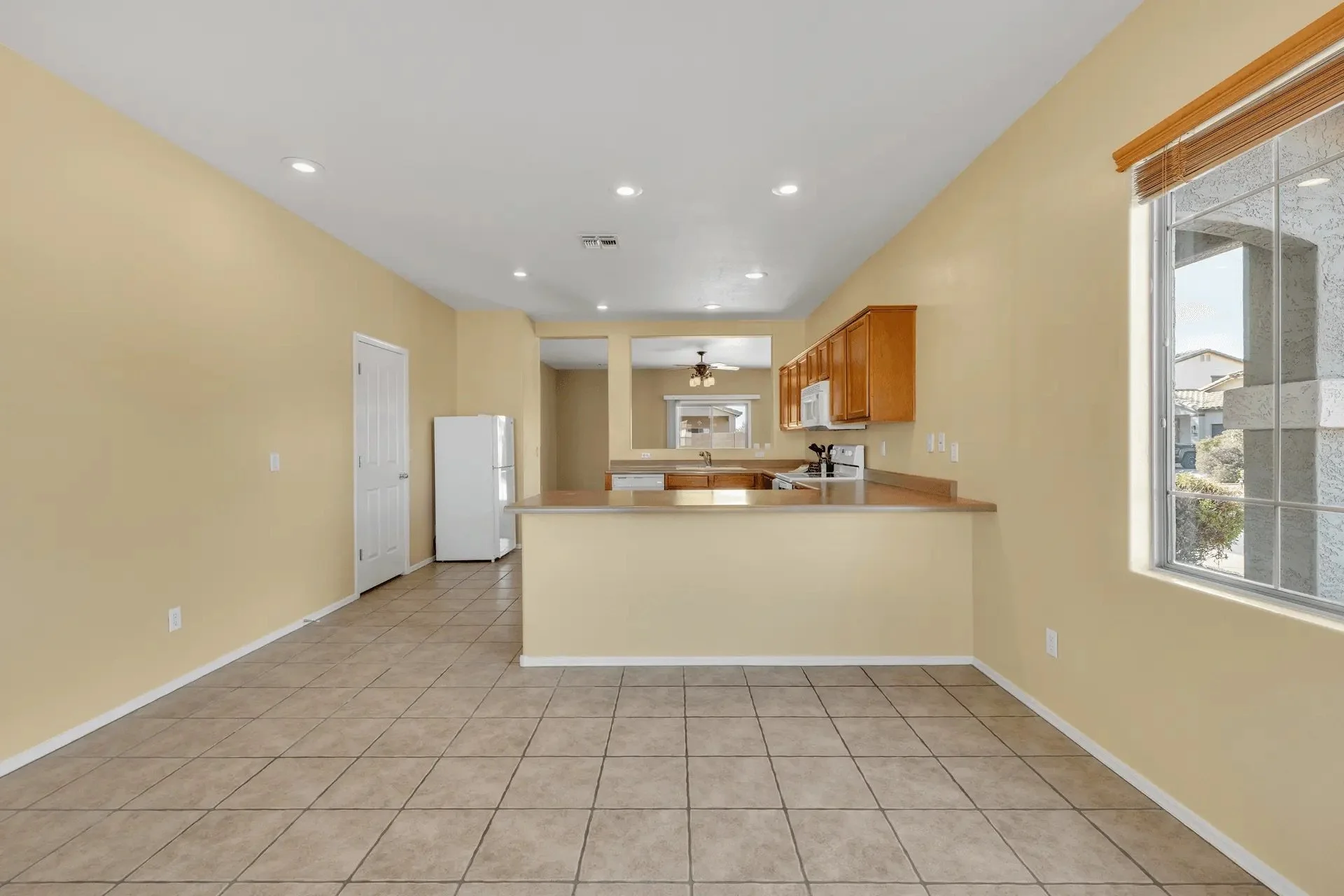 virtual-staging-example-07-01-before.jpeg