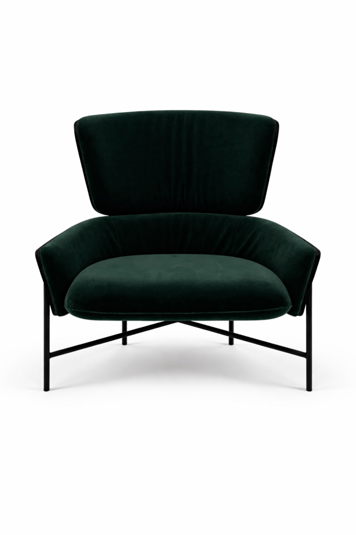 Cassius-unichairs-Lounge-Front-700x1050.png