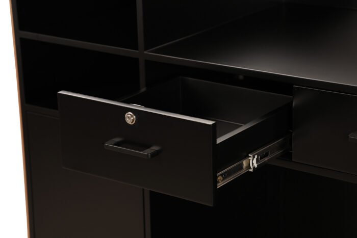 GENEVRA-HARDWARE-700x467.jpg