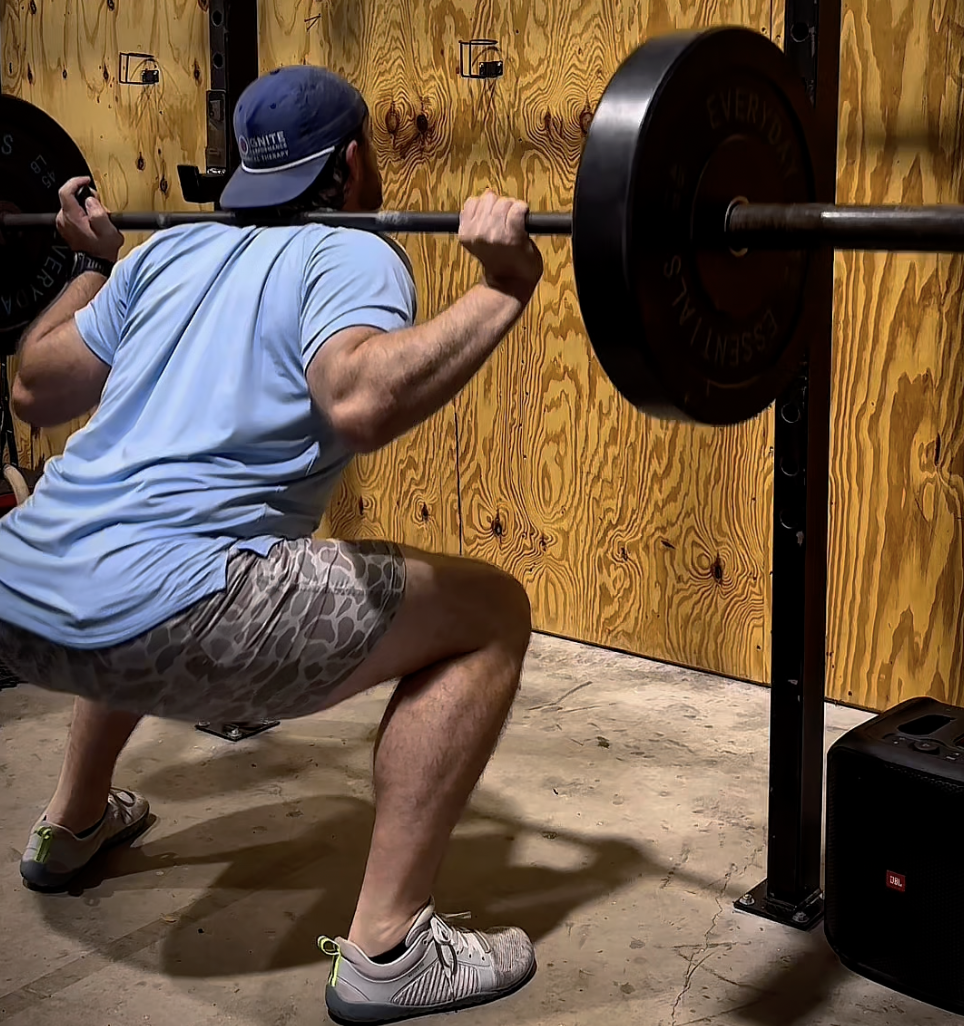 Knee Pain in the Gym: Why Your Knee May Not Be the Real Problem