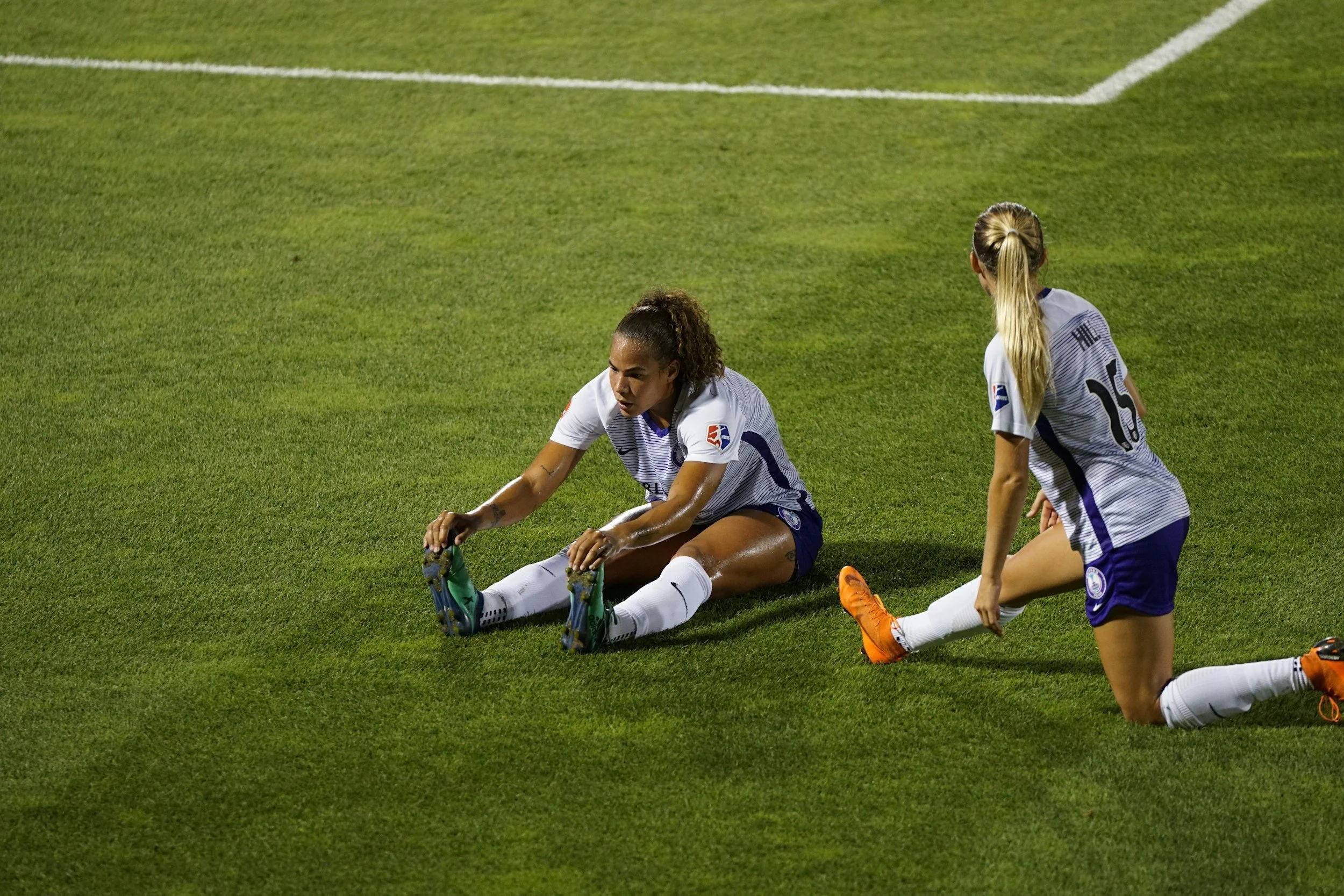 Knee Pain in Soccer Athletes: Why It Happens and What to Do About It