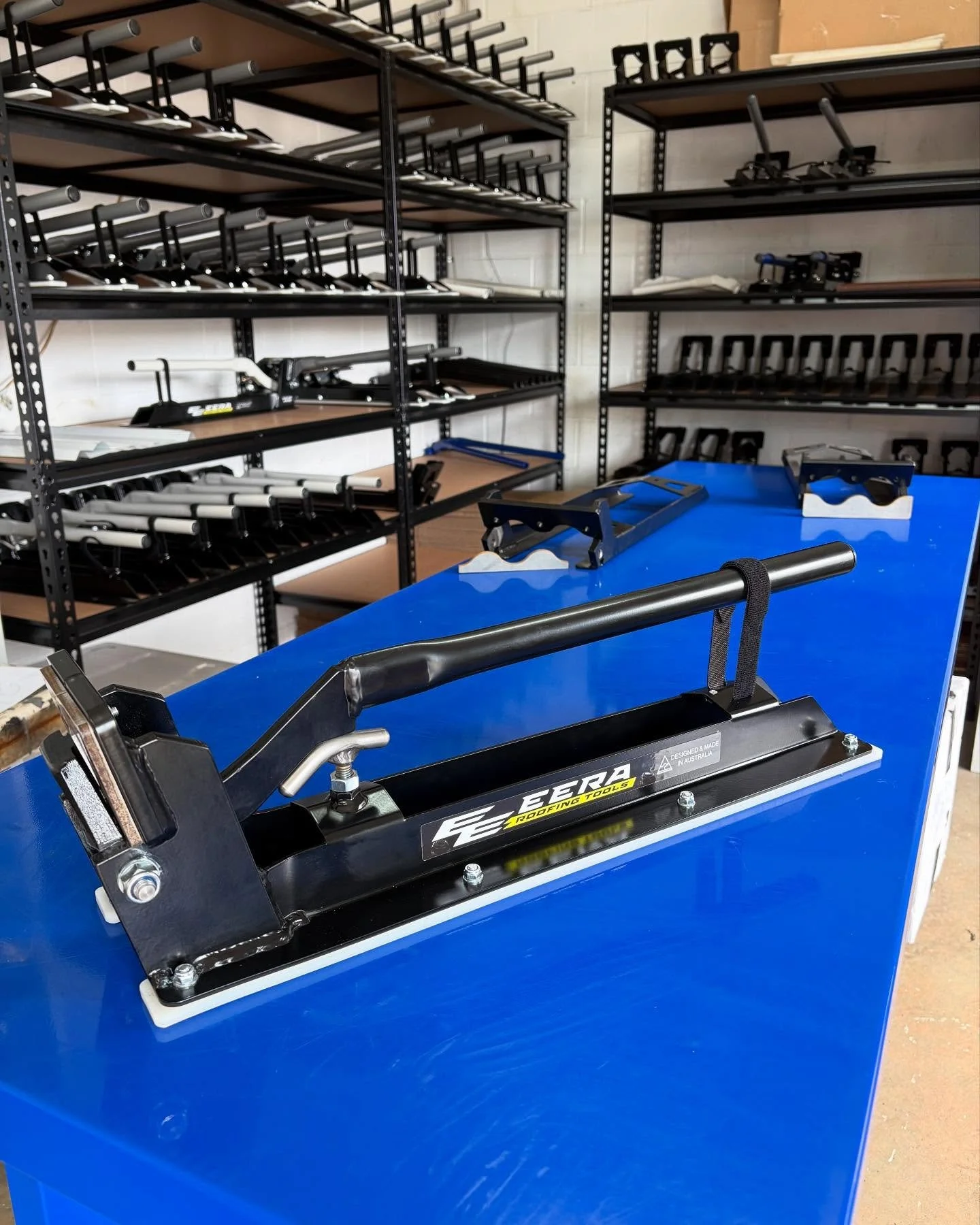 BLACK FRIDAY = All black Notchers for our Kiwi friends.  #hirib #flashing #notcher #eera #roofing #tools