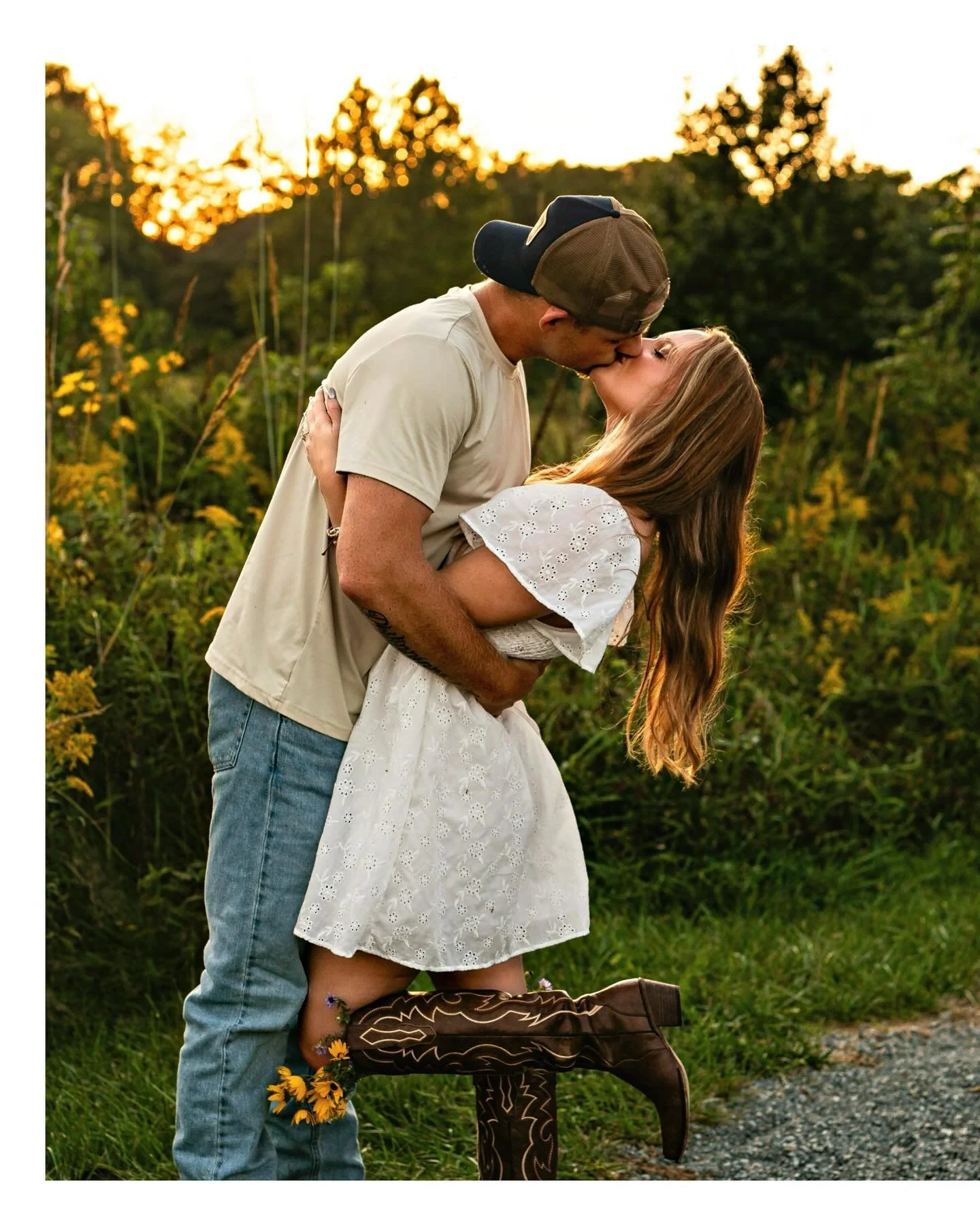 Mackenzie + Cole&rsquo;s engagement session was everything!! I mean LOOK at them. They were so sweet and we had the best time chasing the sunlight as long as we could! Wishing these two a lifetime of adventures and bliss!

#shenandoahvalley #virginia