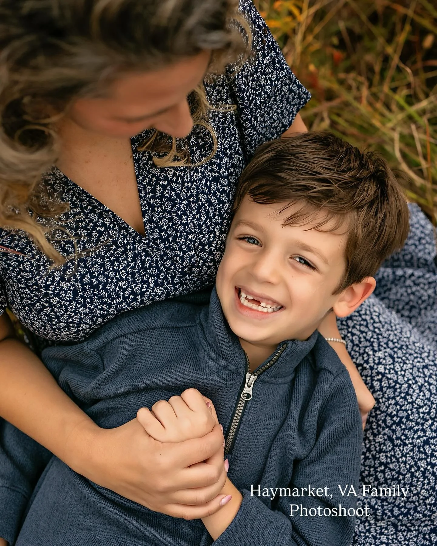 This family was so sweet and we had the best time walking around the lake and throwing leaves 🍂🍁Forever thankful that I get to capture moments like these for such amazing families! 🥰

#haymarketva #family #northernvafamilyphotographer #shenandoahv