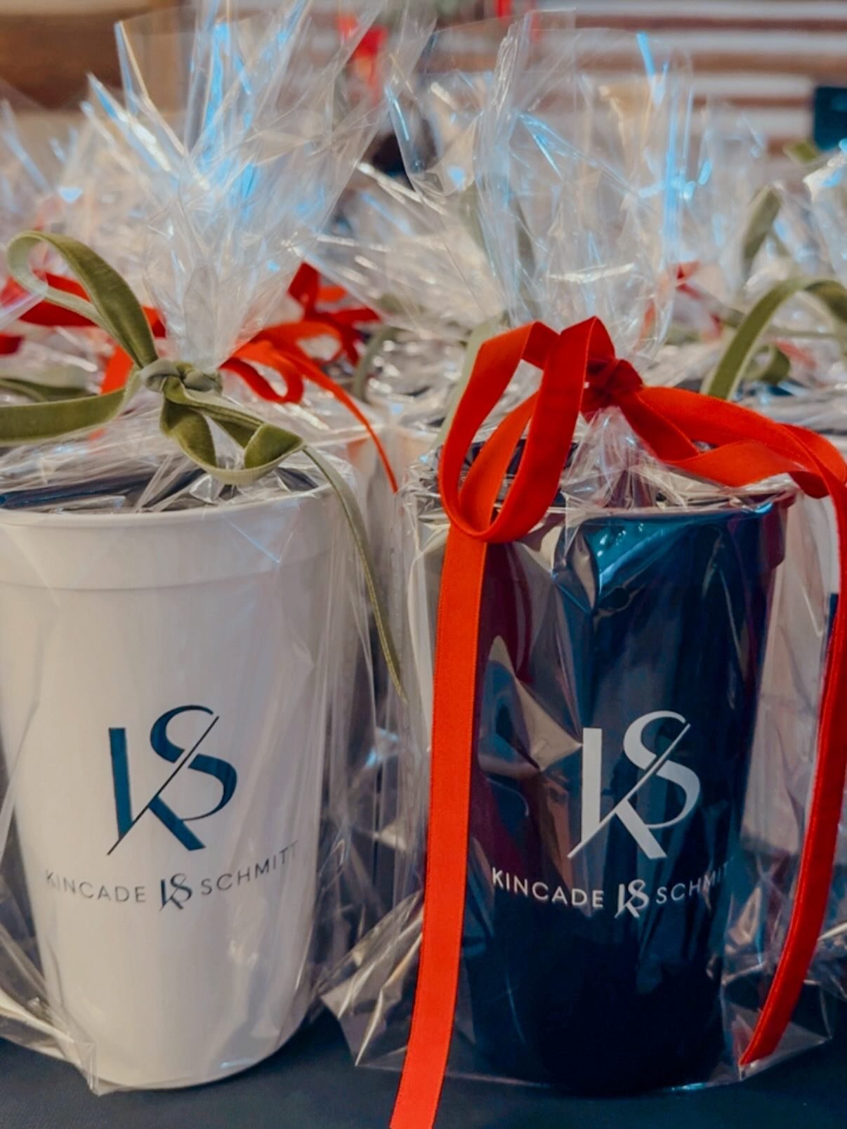 We love collaborating with inspiring clients! Working with Marion Kincade and Jarrett Schmitt to support Kincade Schmitt Real Estate in Nashville has been truly rewarding. @kincadeschmitt_realestate @marion_realtor  @jarrettschmitt_realtor 

This sea